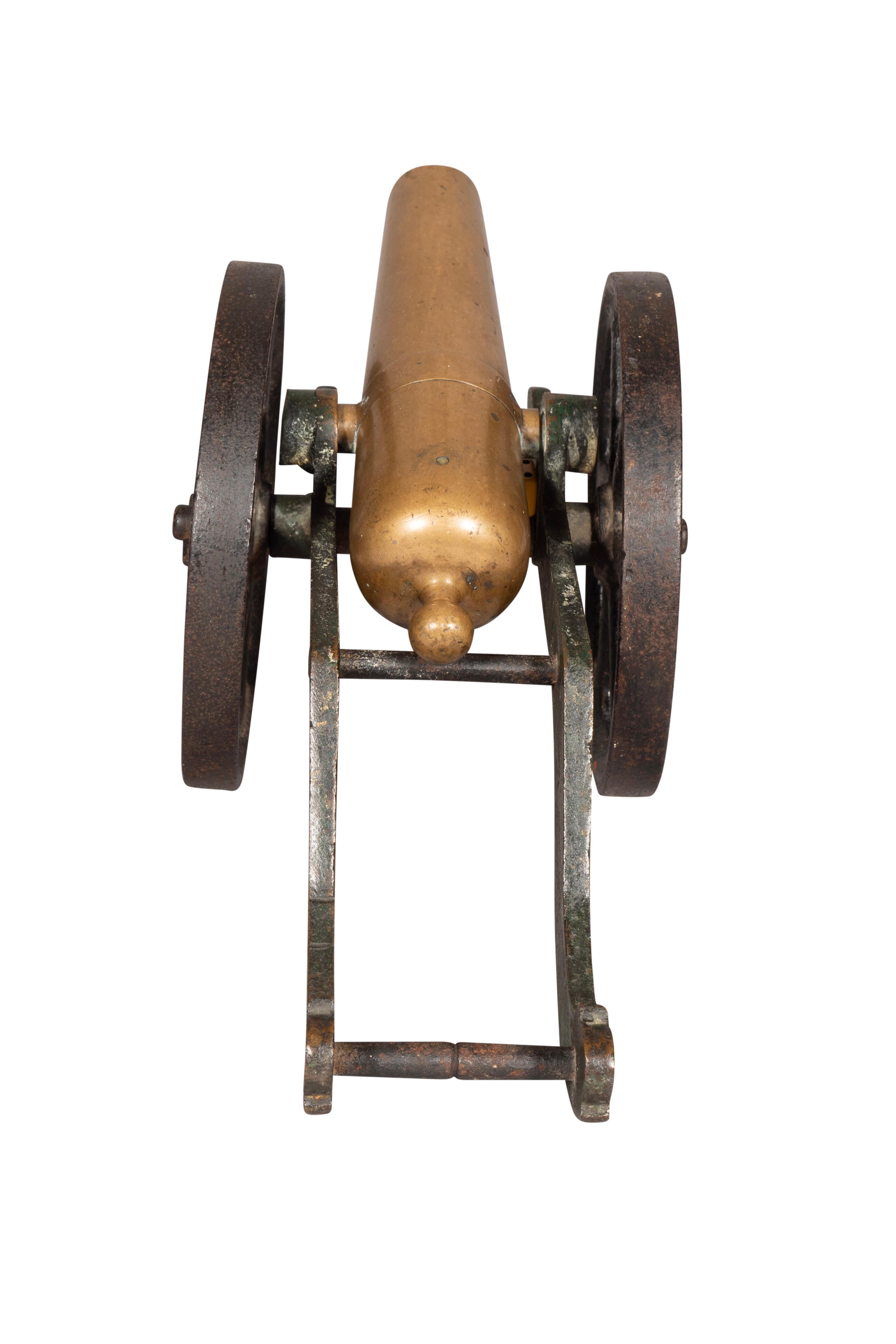 Bronze And Cast Iron Signal Cannon In Good Condition For Sale In Essex, MA