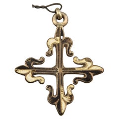 Bronze- und Emaille-Kreuz des Dominikanischen Ordens, Spanien, 17. Jahrhundert