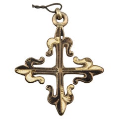 Croix de l'Ordre dominicain en bronze et émail, Espagne, 17ème siècle