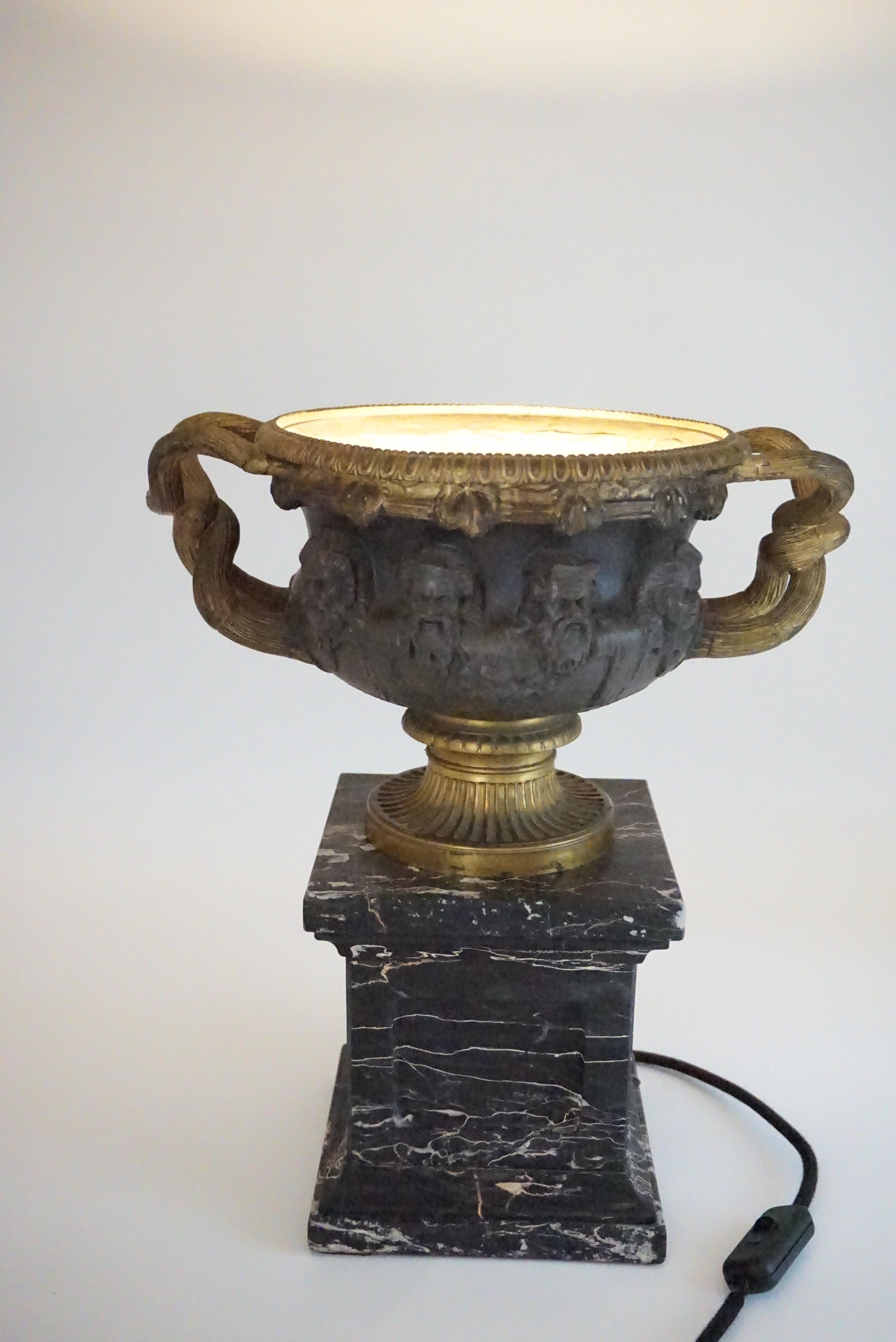 Bronze and Gilt Warwick Vase Lamp on Portoro Marble Basis, by Barbadienne, 1860 For Sale 7