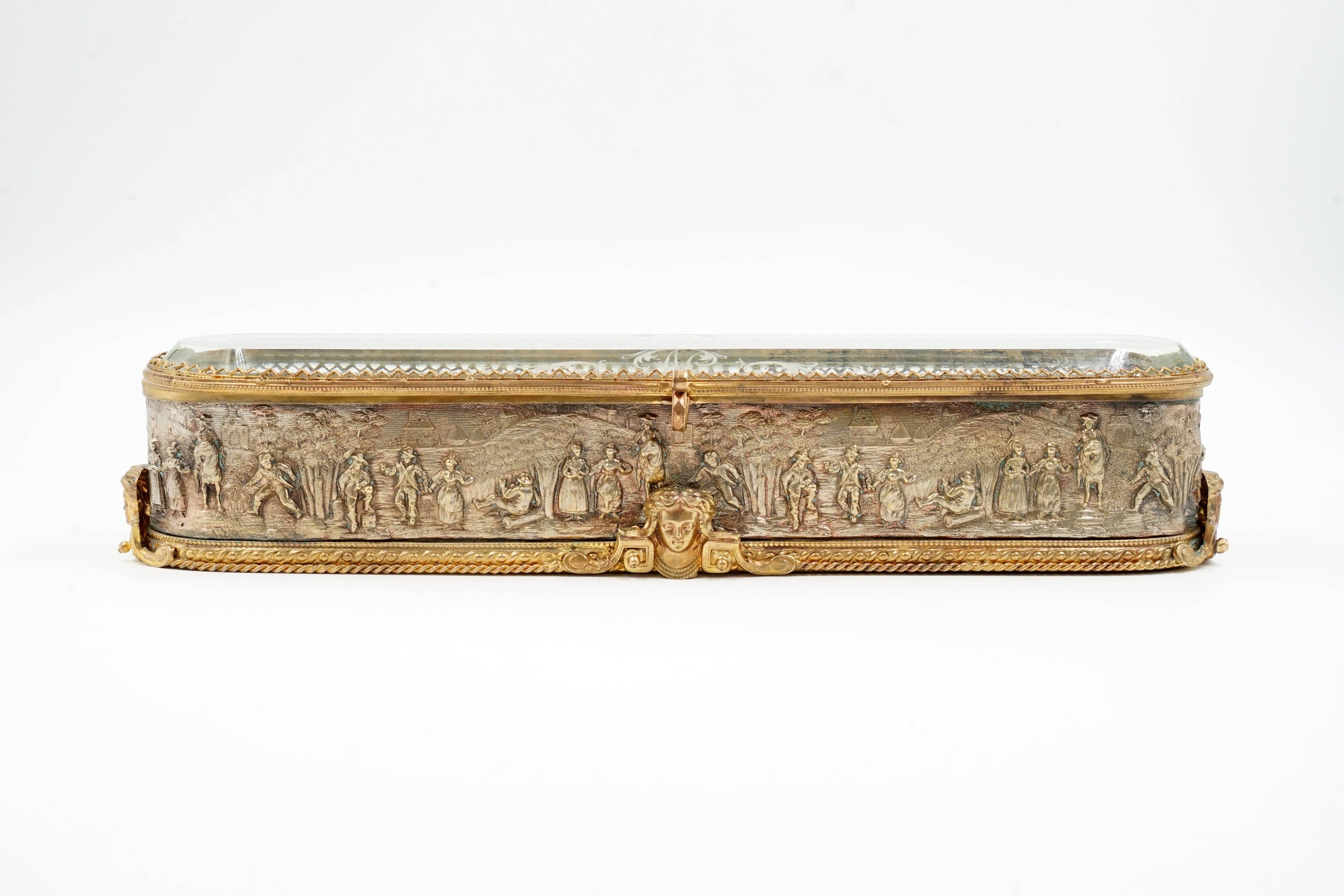 Bronze and glass jewelry box For Sale 1