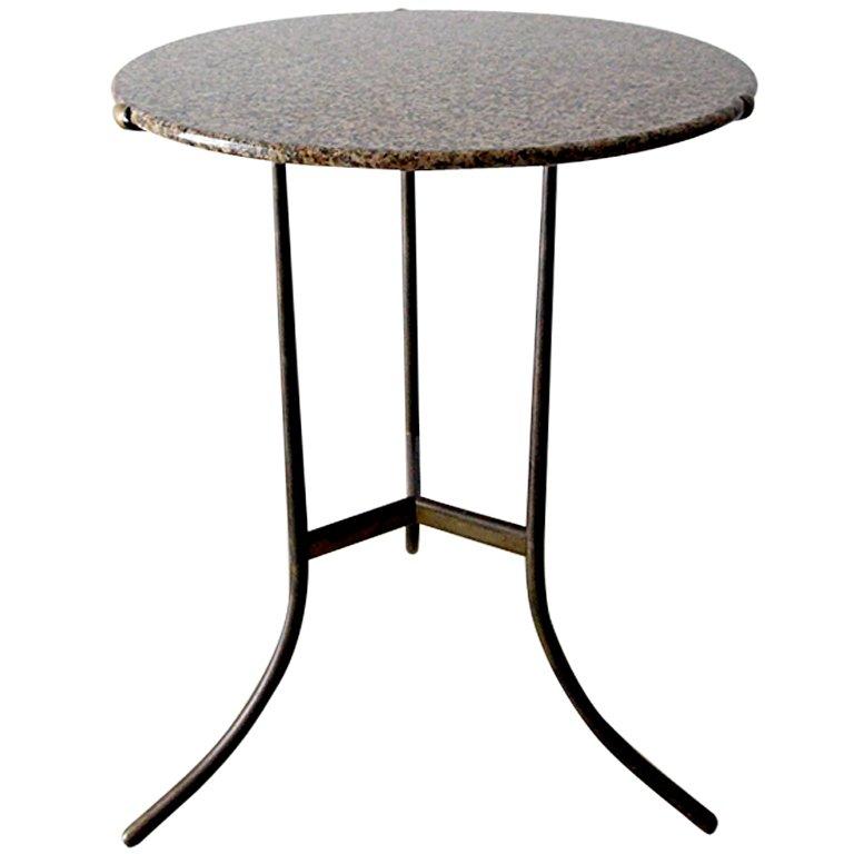 Table en bronze et plateau en granit Cedric Hartman en vente