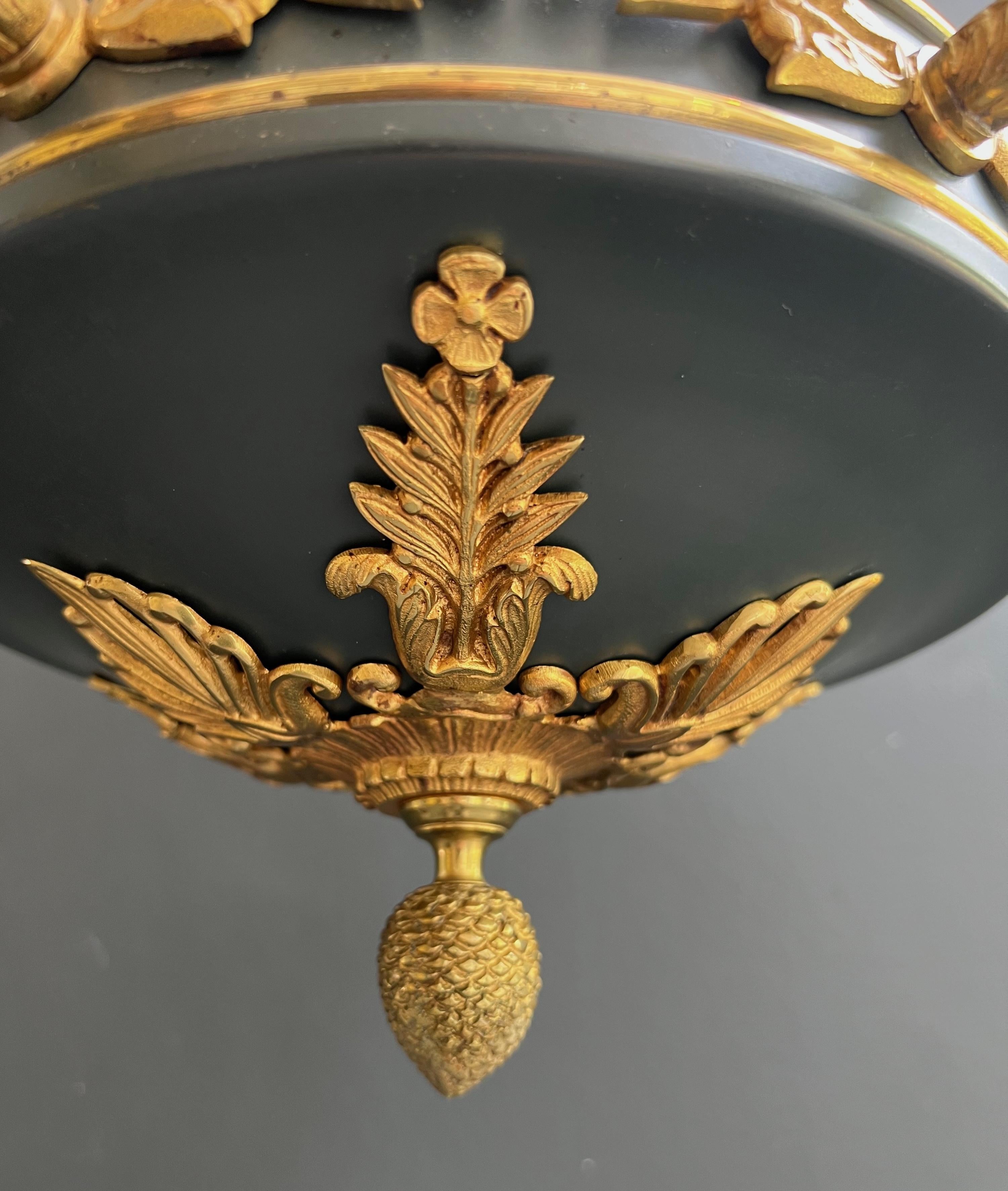 Araña de Bronce y Chapa Verde Estilo Imperio en venta 6