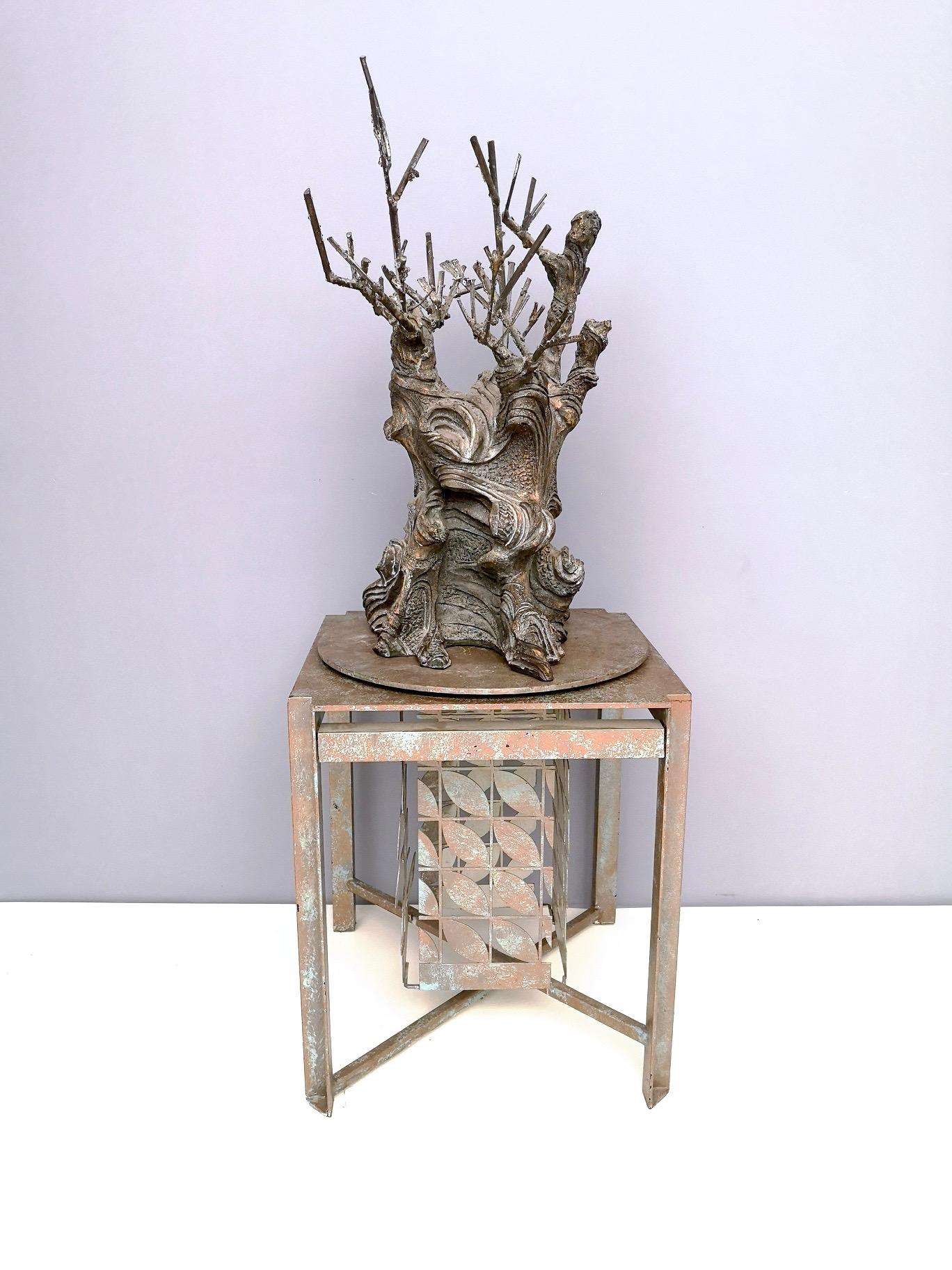 Objeto decorativo posmoderno Árbol giratorio de bronce y hierro, Anónimo, Italia Italiano en venta