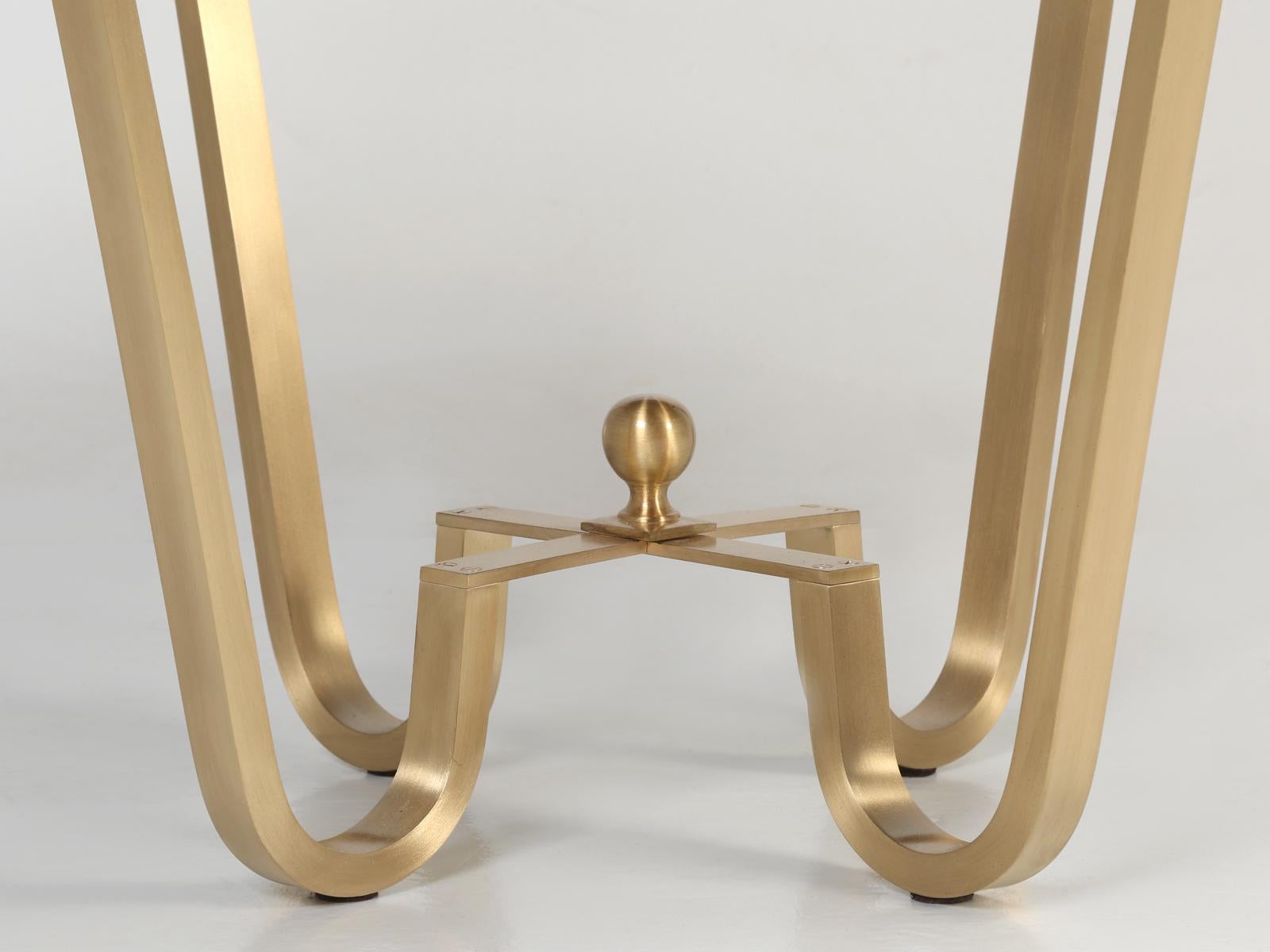 Table d'entrée, table de jeu ou table d'appoint en bronze et ébène de Macassar dans toutes les dimensions en vente 4