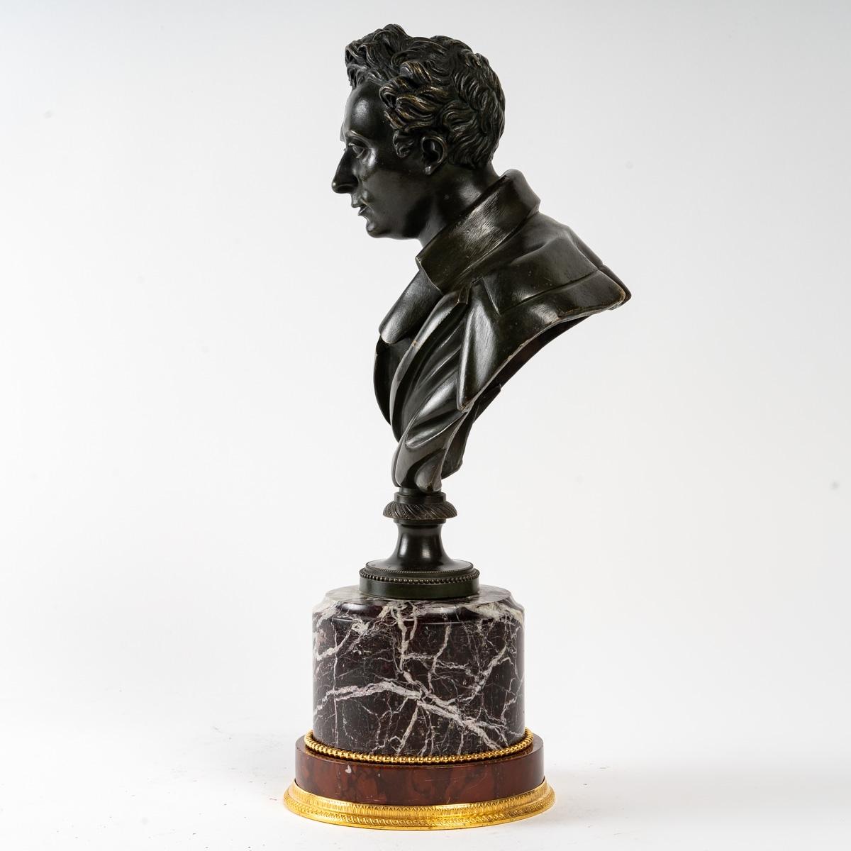 Bronze and Marble Bust from the 19th Century In Good Condition For Sale In Saint-Ouen, FR