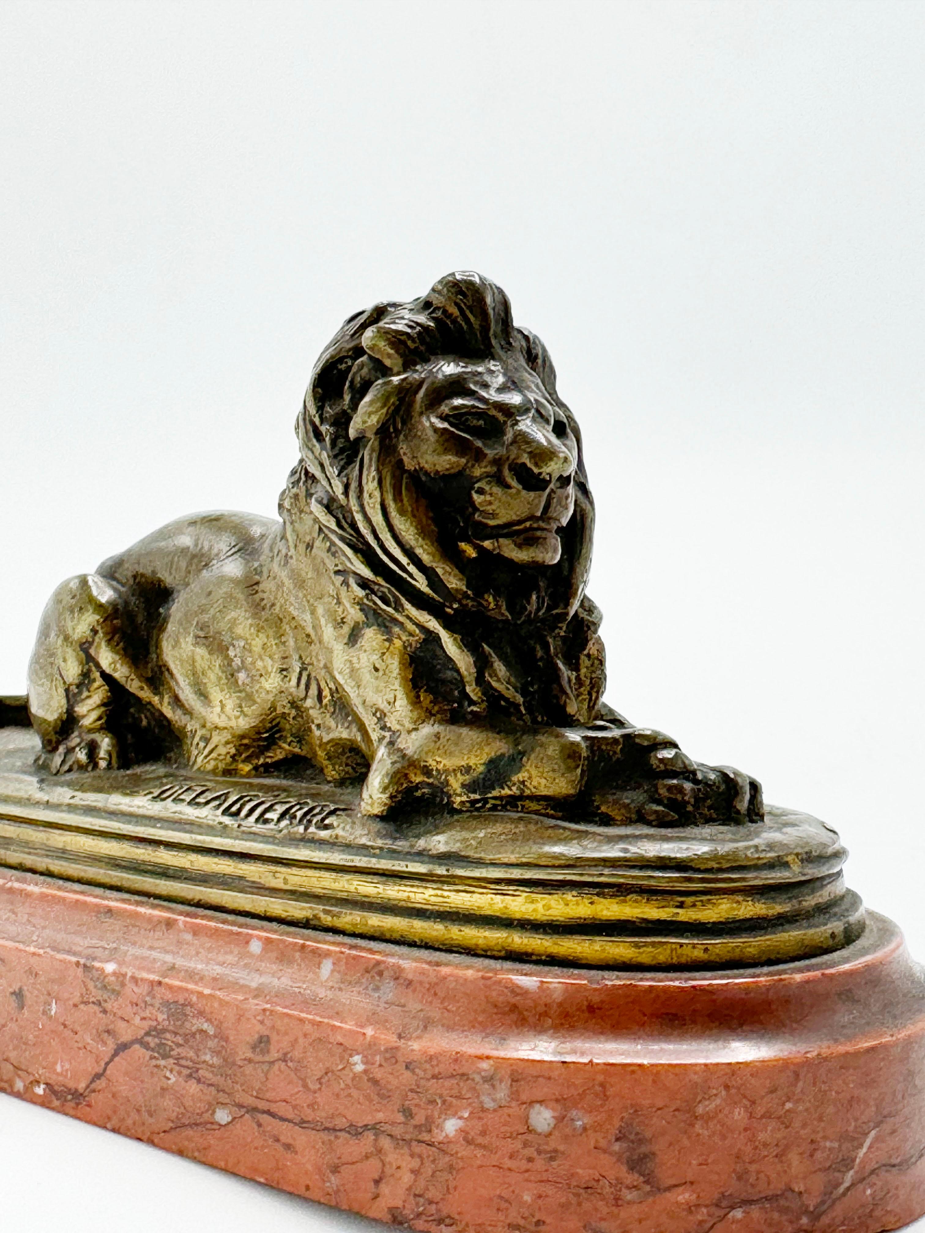 Art Nouveau Figura di leone in bronzo e marmo di Paul ÈDUARD DELABRIÉRRE 