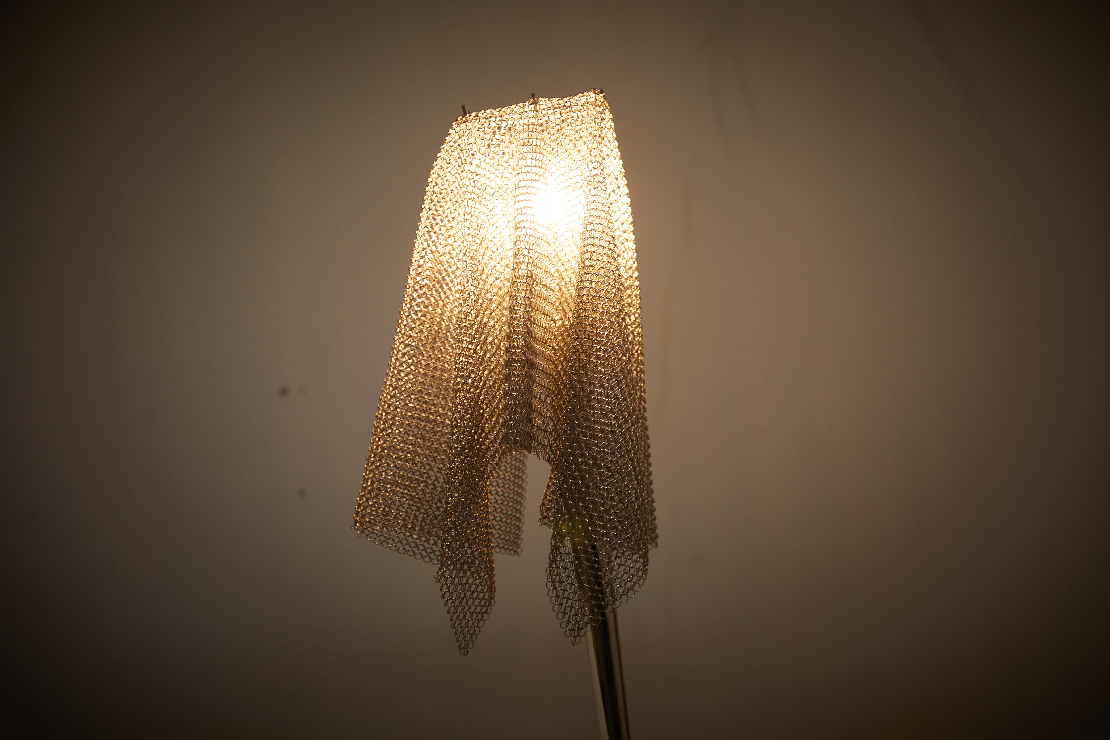 Bronze and Metal Mesh Ecate Table Lamp by Toni Cordero for Artemide, 1990 For Sale 1