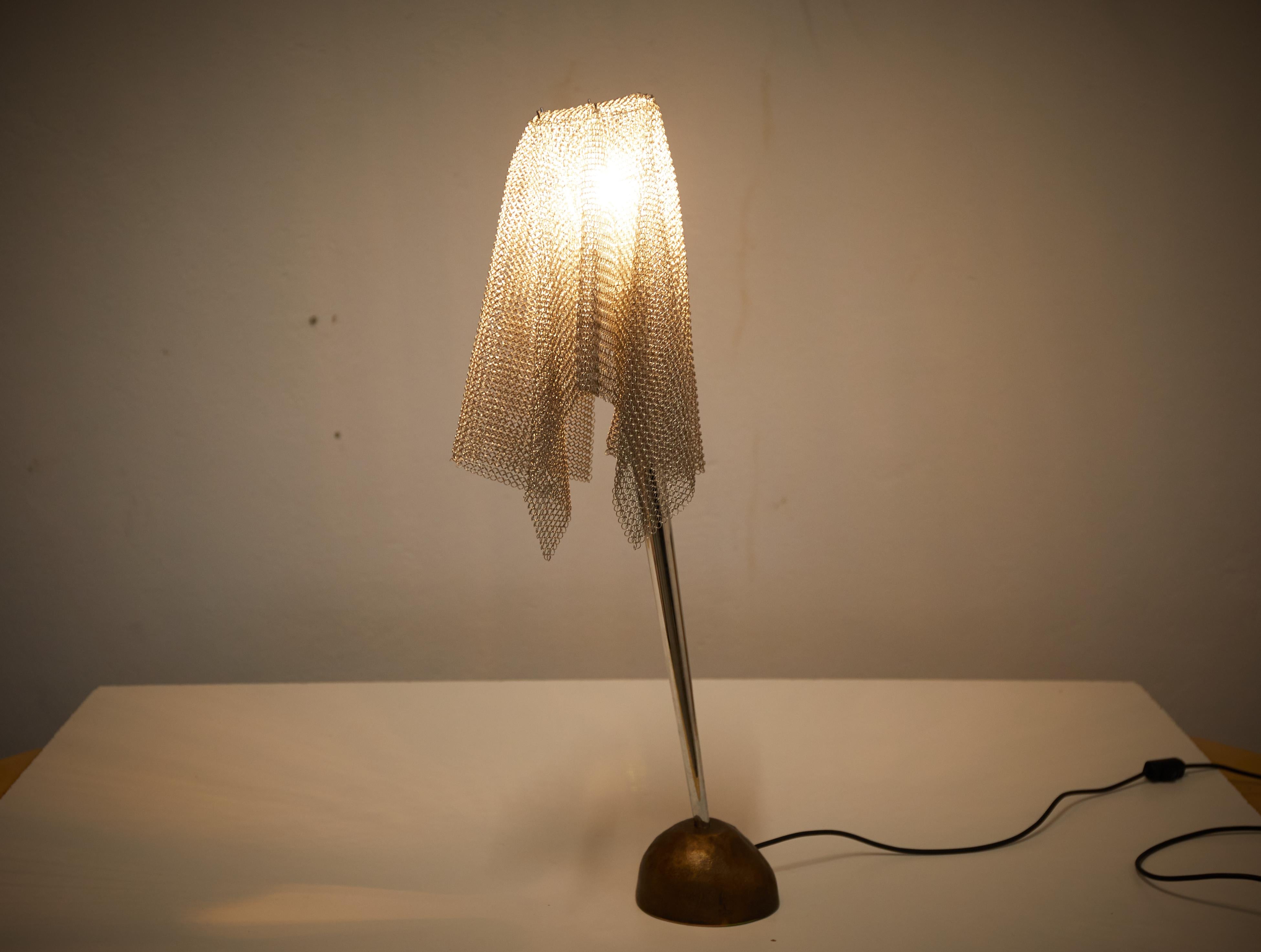 Bronze and Metal Mesh Ecate Table Lamp by Toni Cordero for Artemide, 1990 For Sale 2