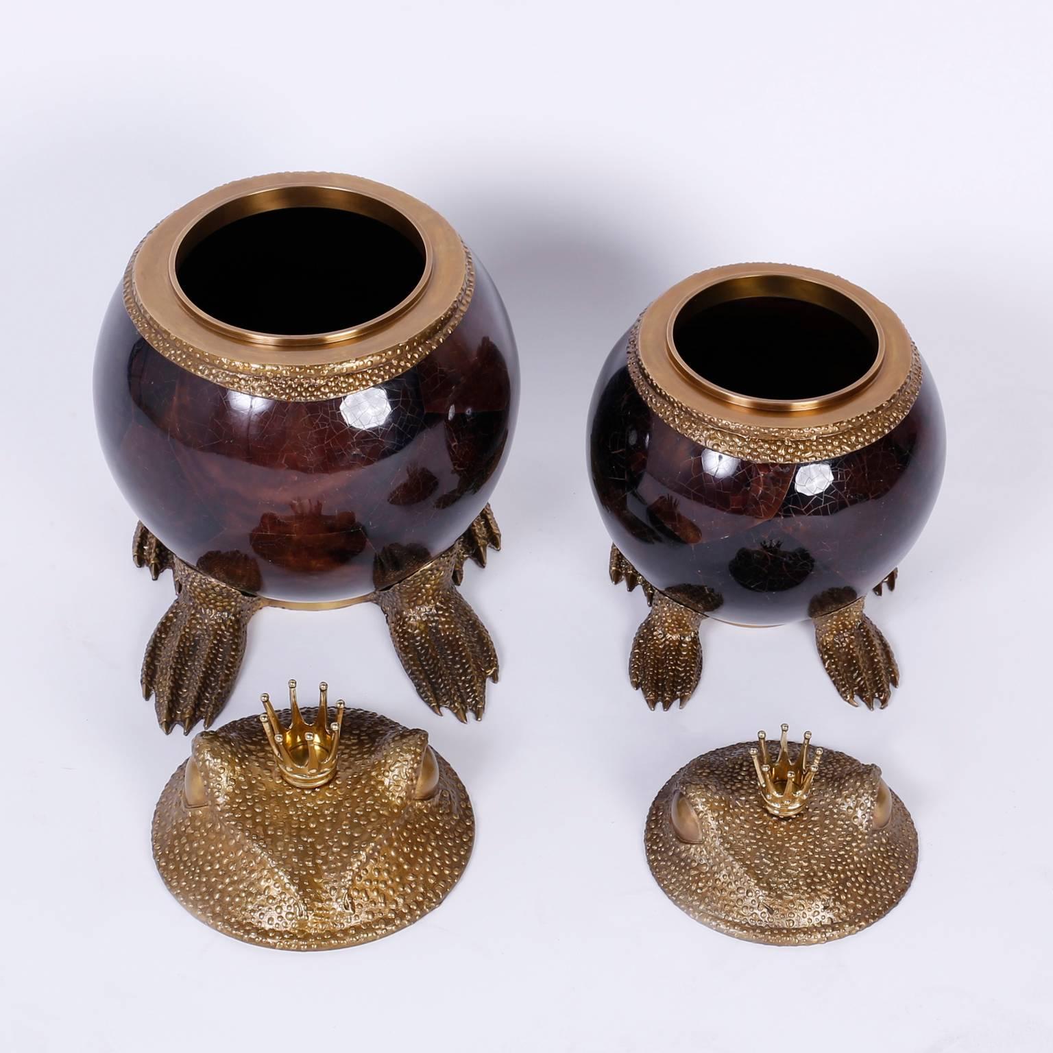 Bronze and Penshell Frog Box In Excellent Condition In Palm Beach, FL