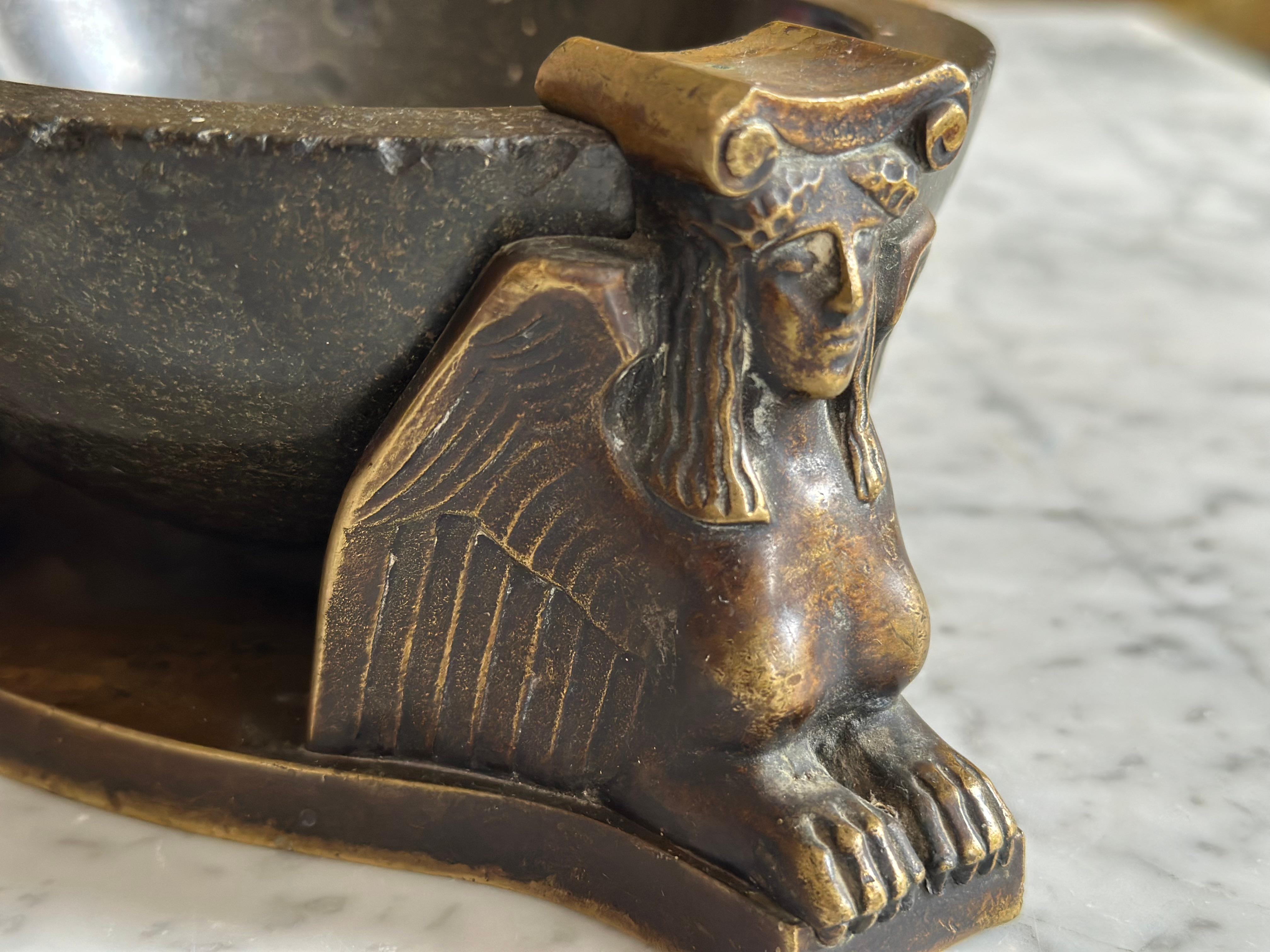 Bronze and Serpentine Ashtray Attributed to Albin Müller, Early 20th Century For Sale 9