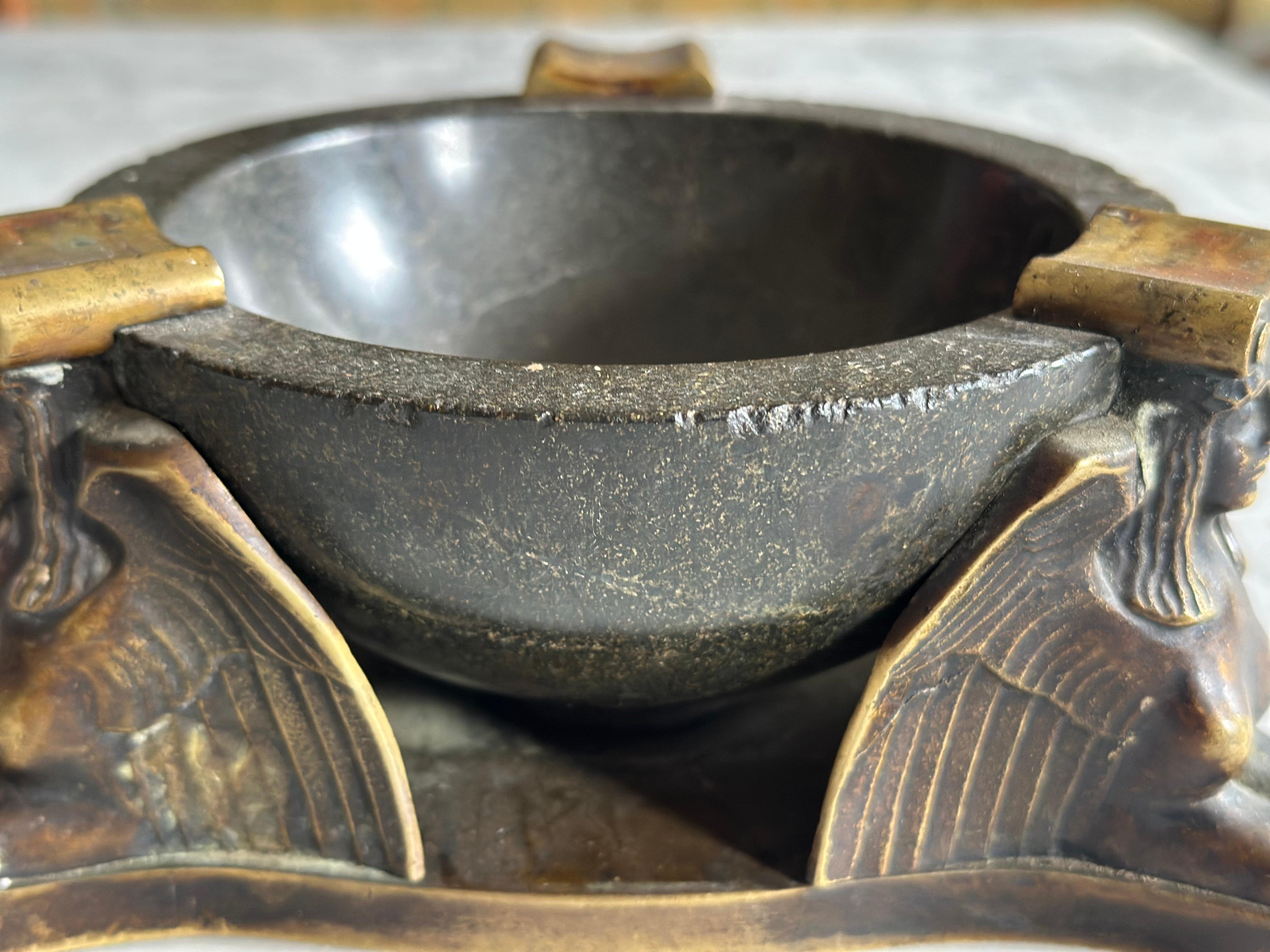 Bronze and Serpentine Ashtray Attributed to Albin Müller, Early 20th Century For Sale 1