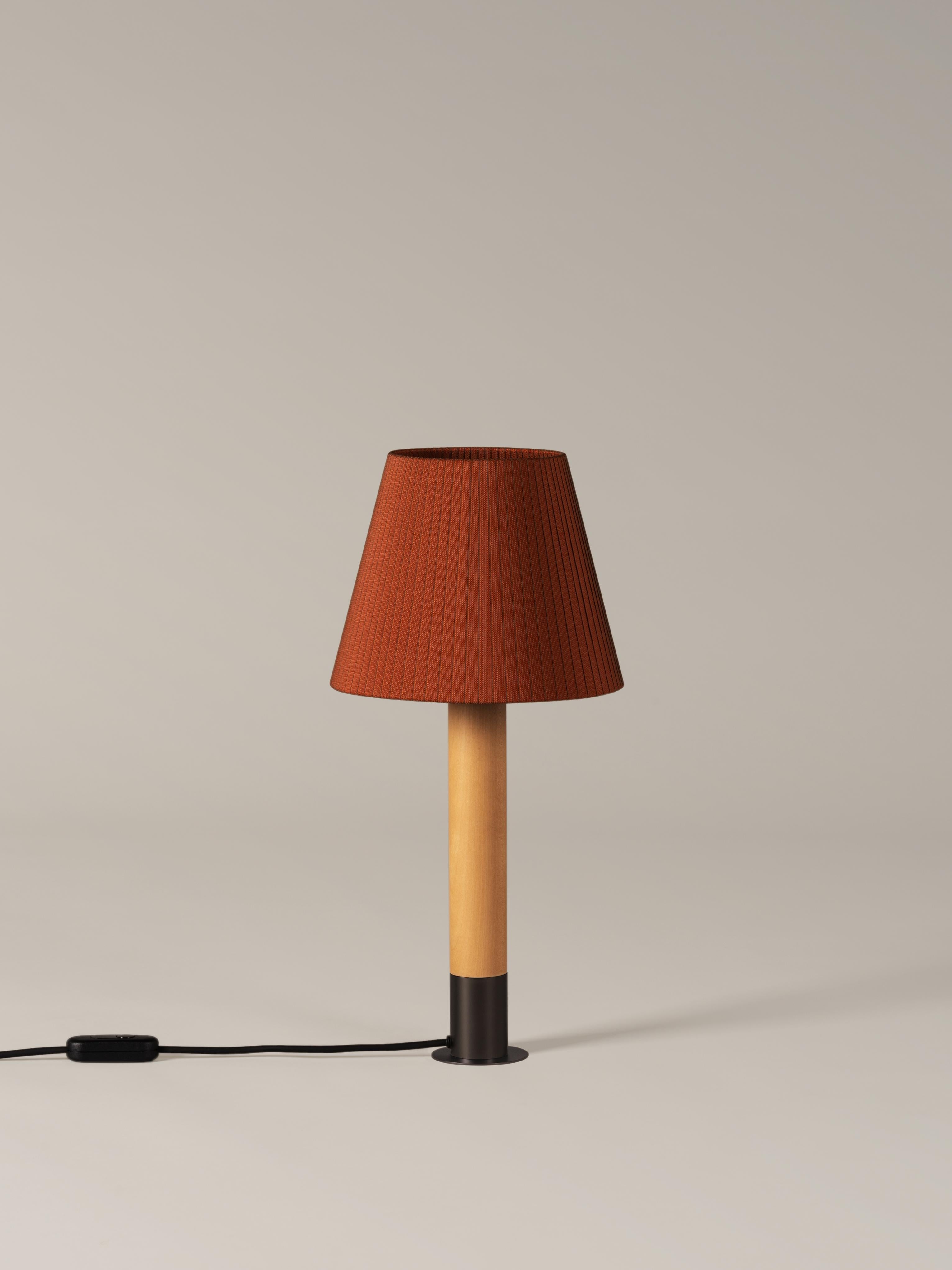 Modern Bronze and Terracotta Básica M1 Table Lamp by Santiago Roqueta, Santa & Cole For Sale