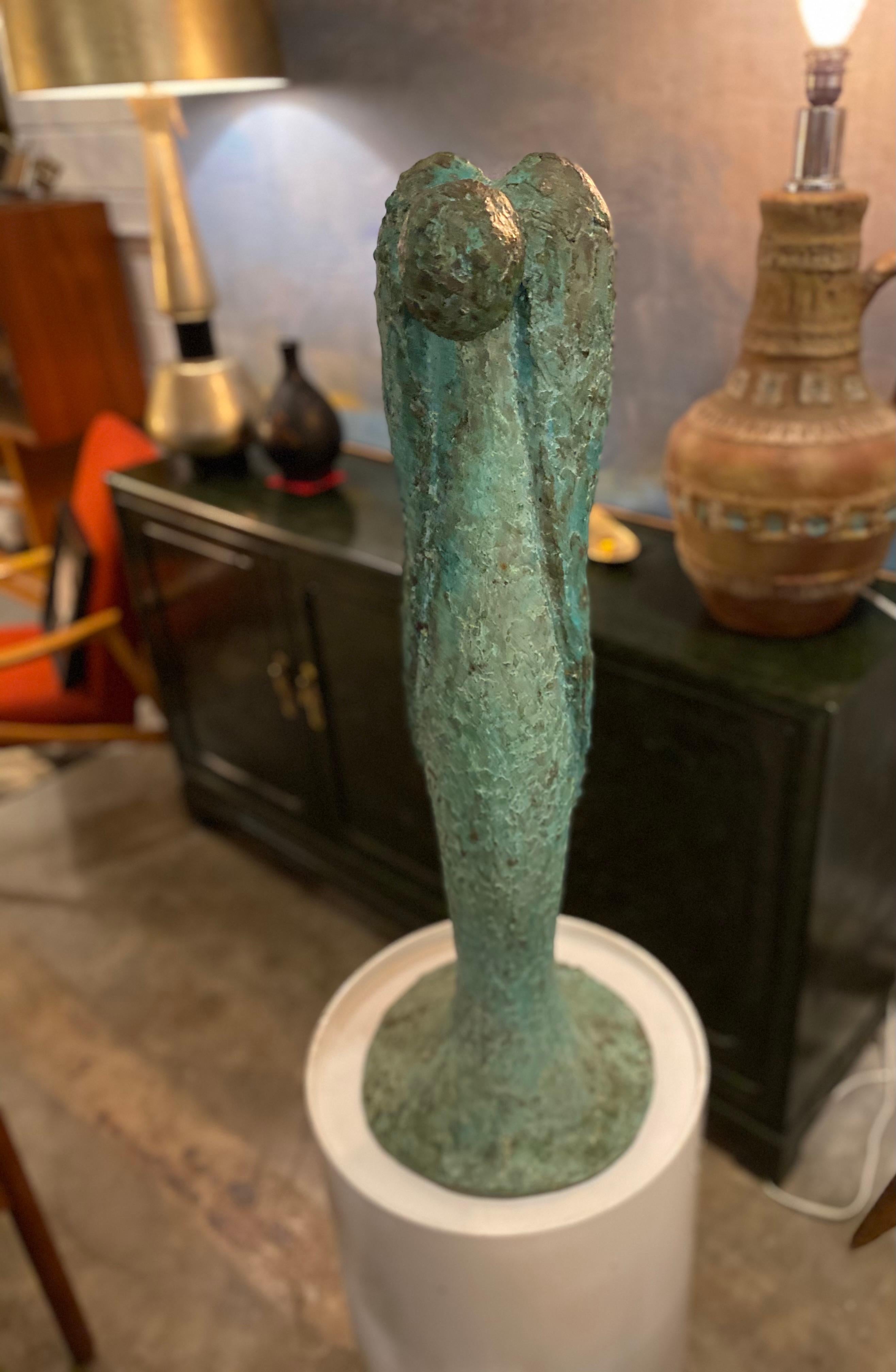 Sculpture d'ange en bronze de l'artiste texane Betty Gerald en vente 1