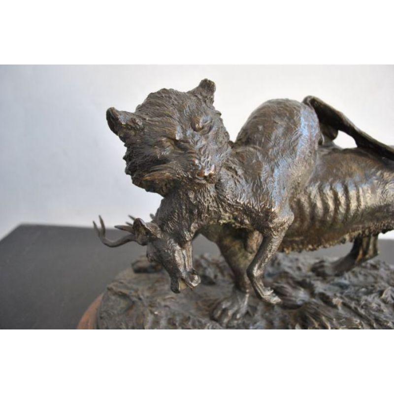 En bronze, cerf et fauve en forme d'animal, fin du 19ème siècle, signé Fratin Bon état - En vente à Marseille, FR