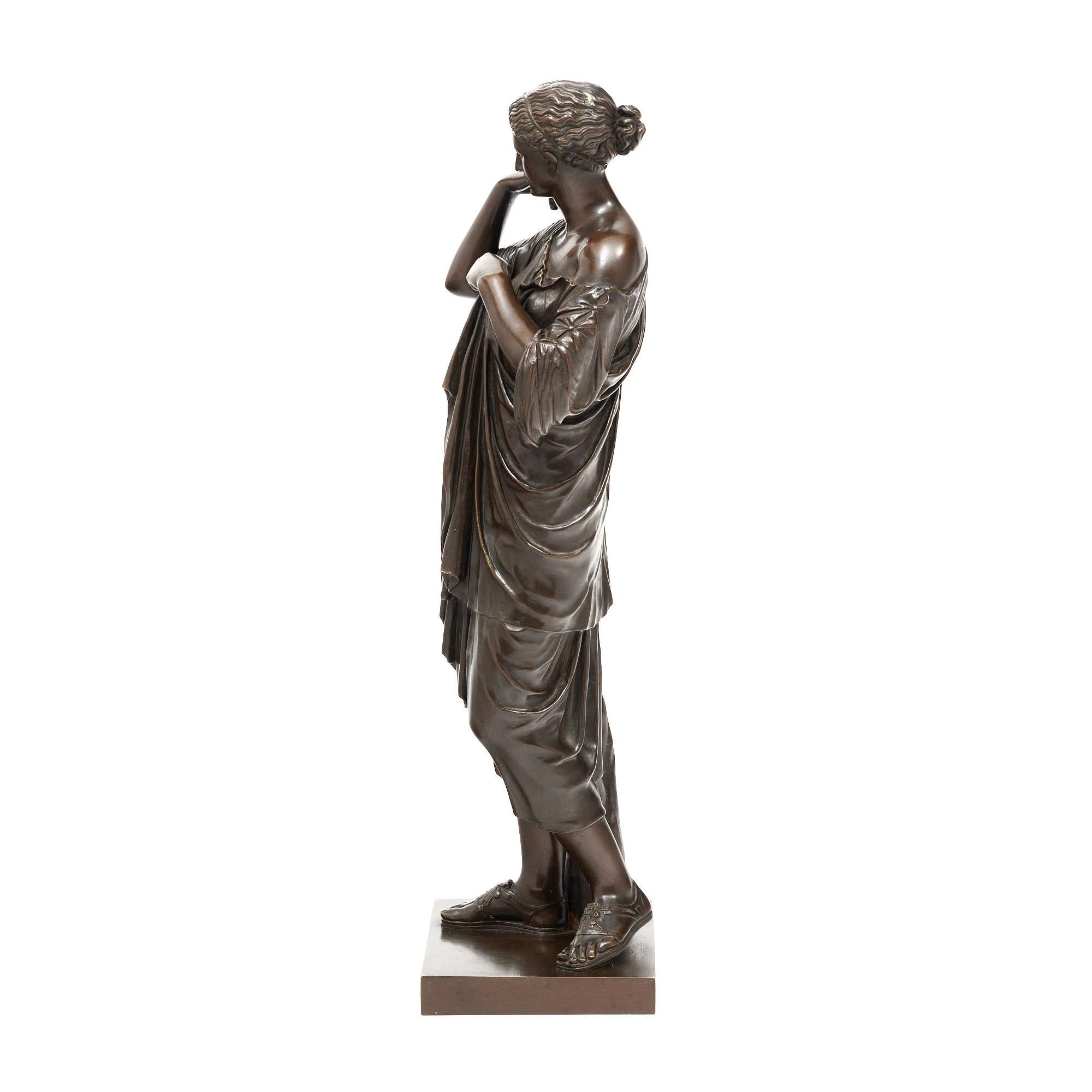 Bronze Sculpture antique en bronze d'après La Diane de Gabis de Praxiteles en vente
