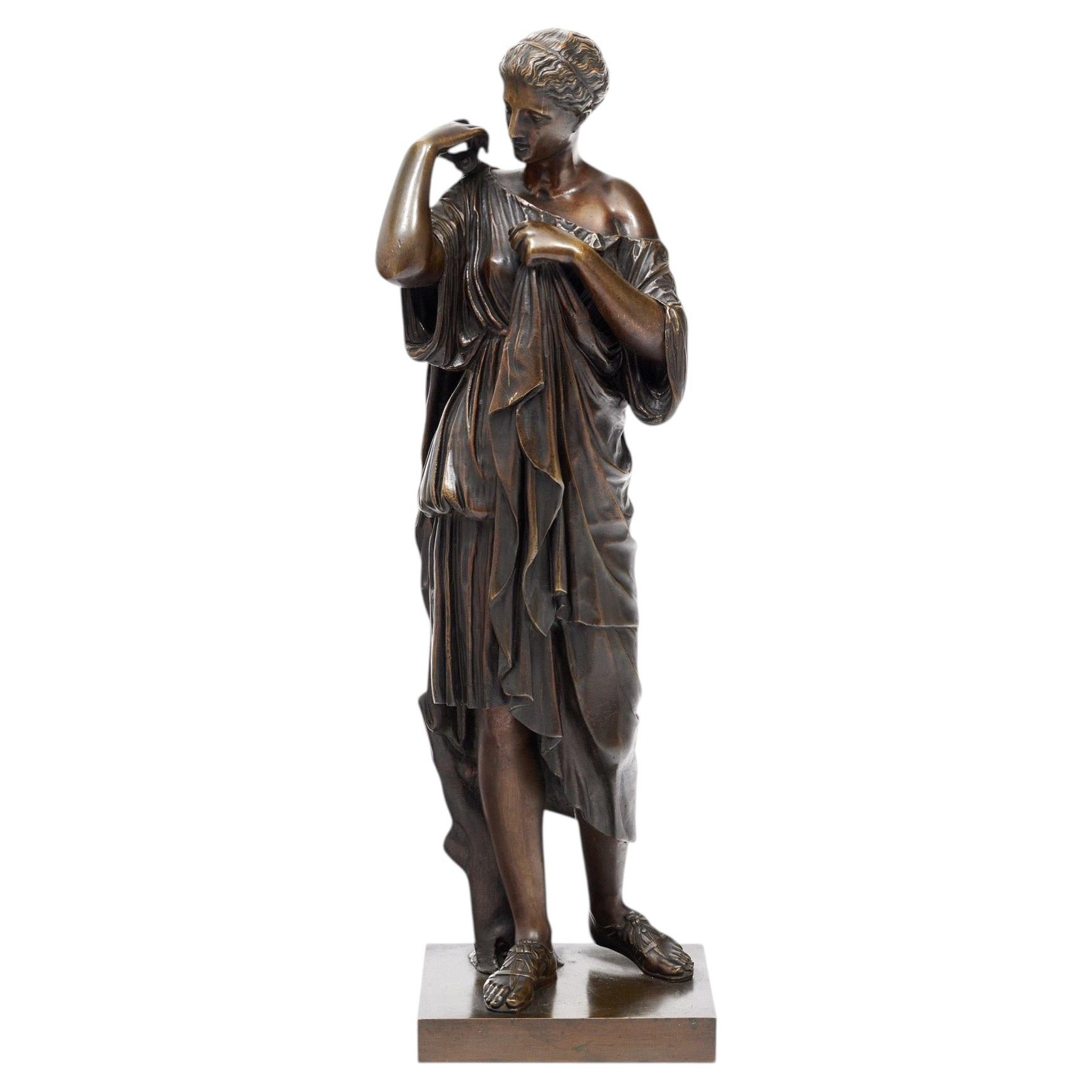 Scultura antica in bronzo dopo 'La Diane de Gabis' di Praxiteles