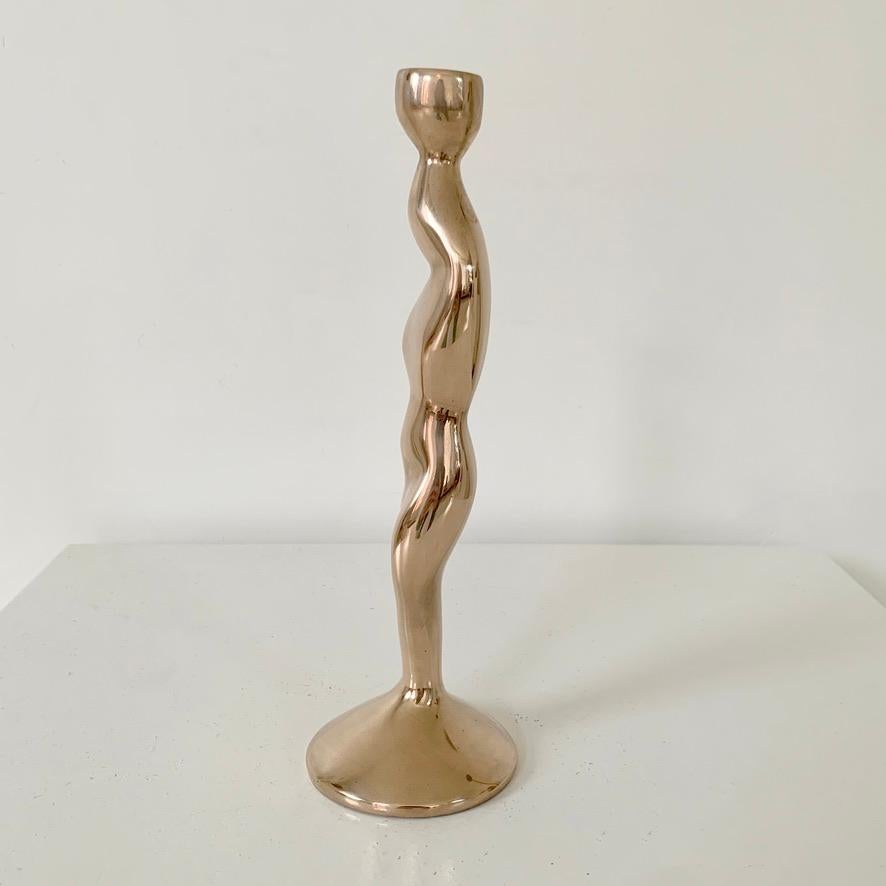 Francese Candeliere antropomorfo in bronzo, 1970 circa, Francia. in vendita