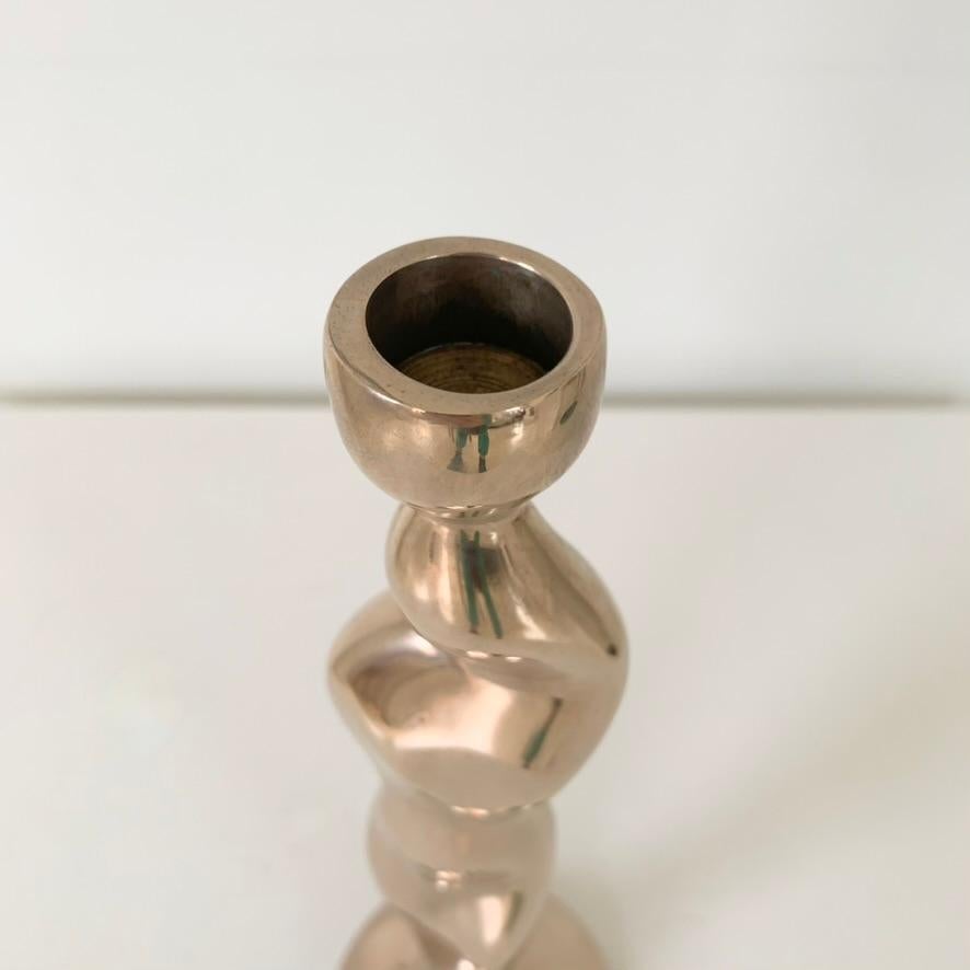 Candeliere antropomorfo in bronzo, 1970 circa, Francia. in vendita 1