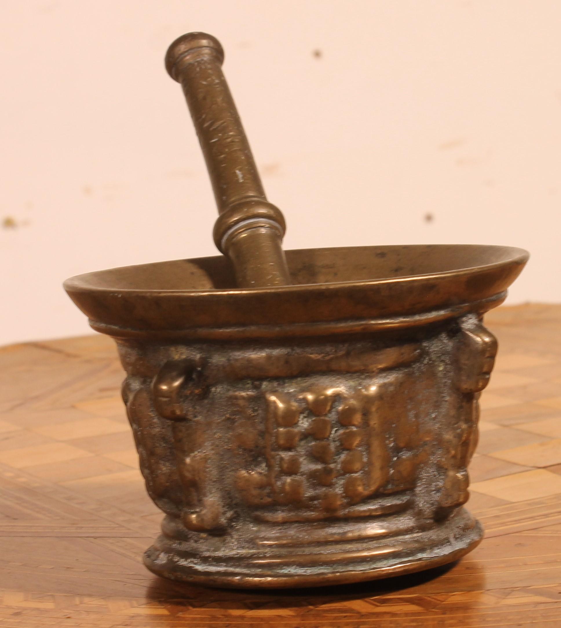 Renaissance Bronze Apothecary Mortar with Its Pestle, 17th Century
