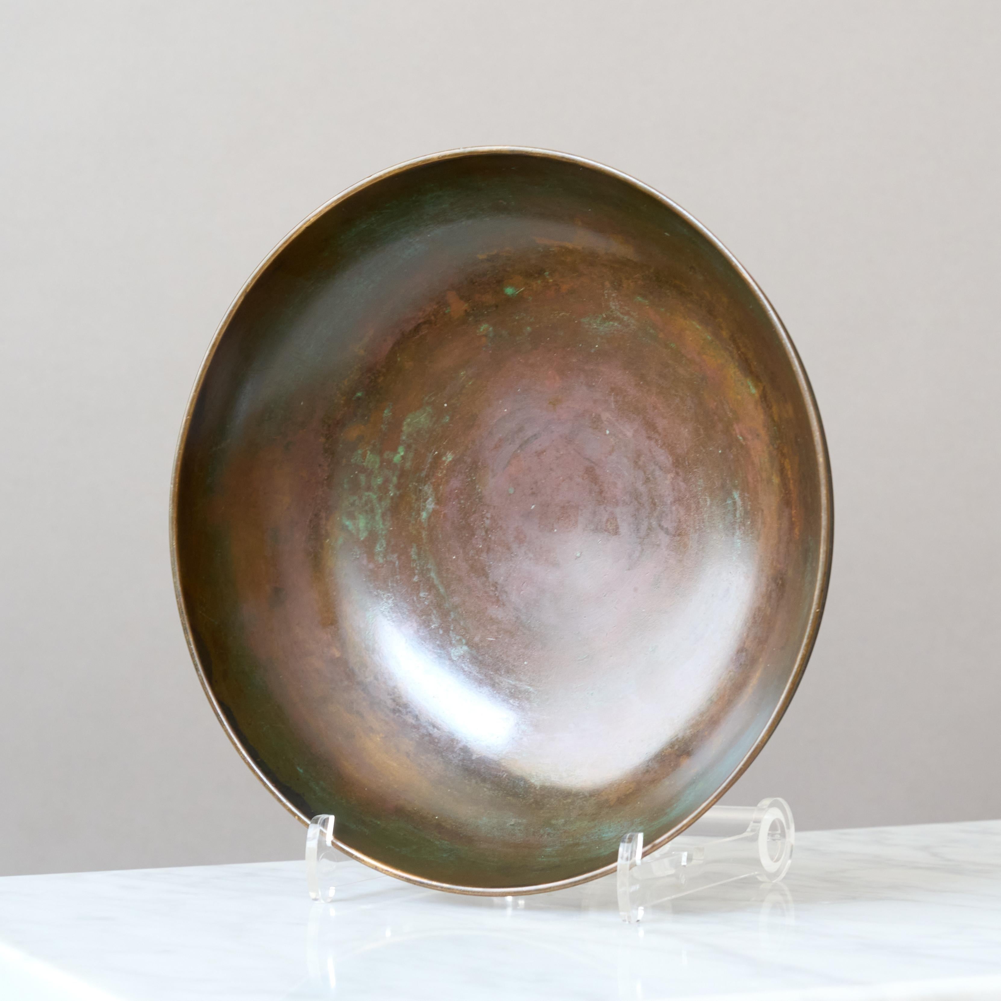 Bronze Art Deco Bowl by GAB Guldsmedsaktiebolaget, Sweden, 1930s. For Sale 2