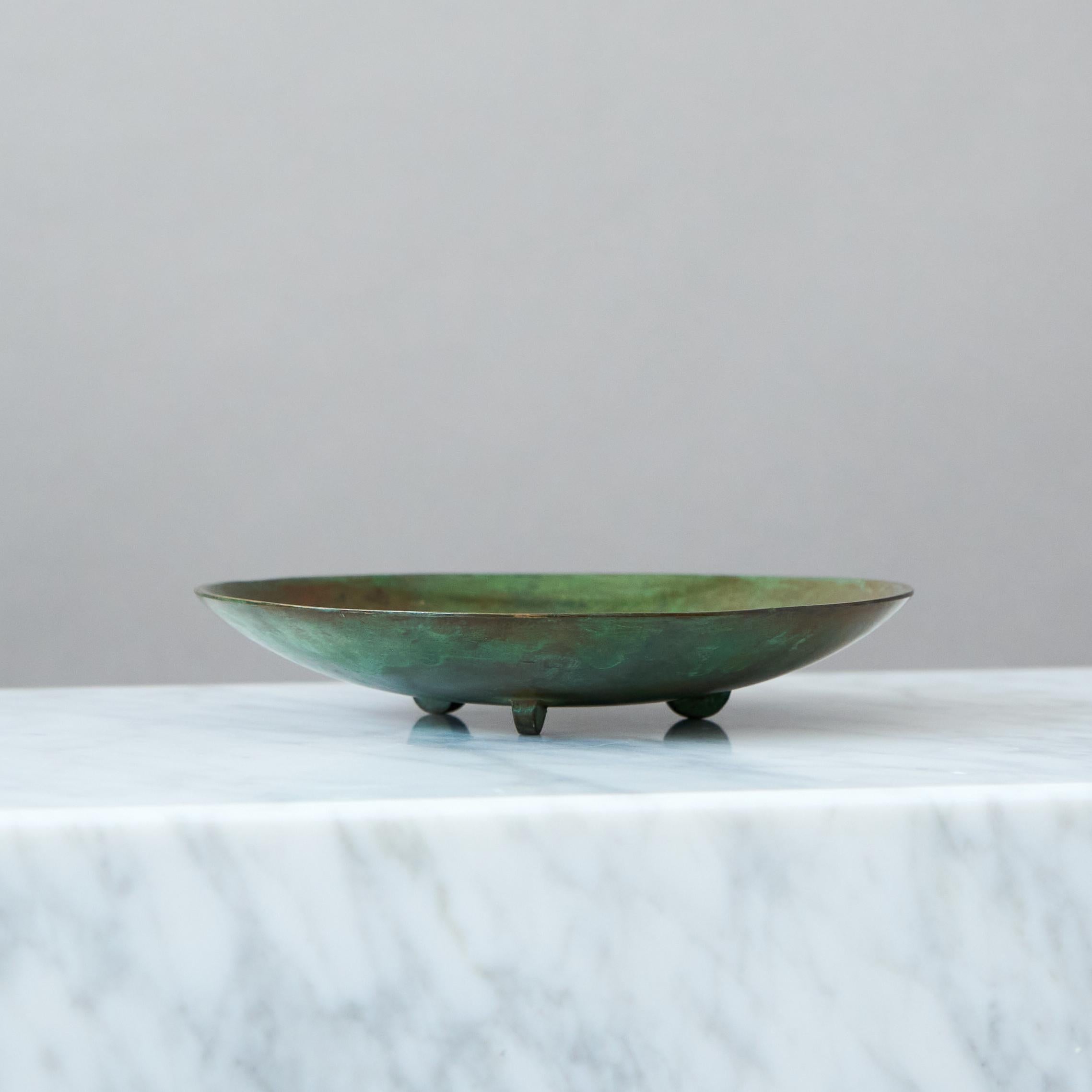 Suédois Bol Art déco en bronze par Sune Backstrom, Suède, années 1930 en vente