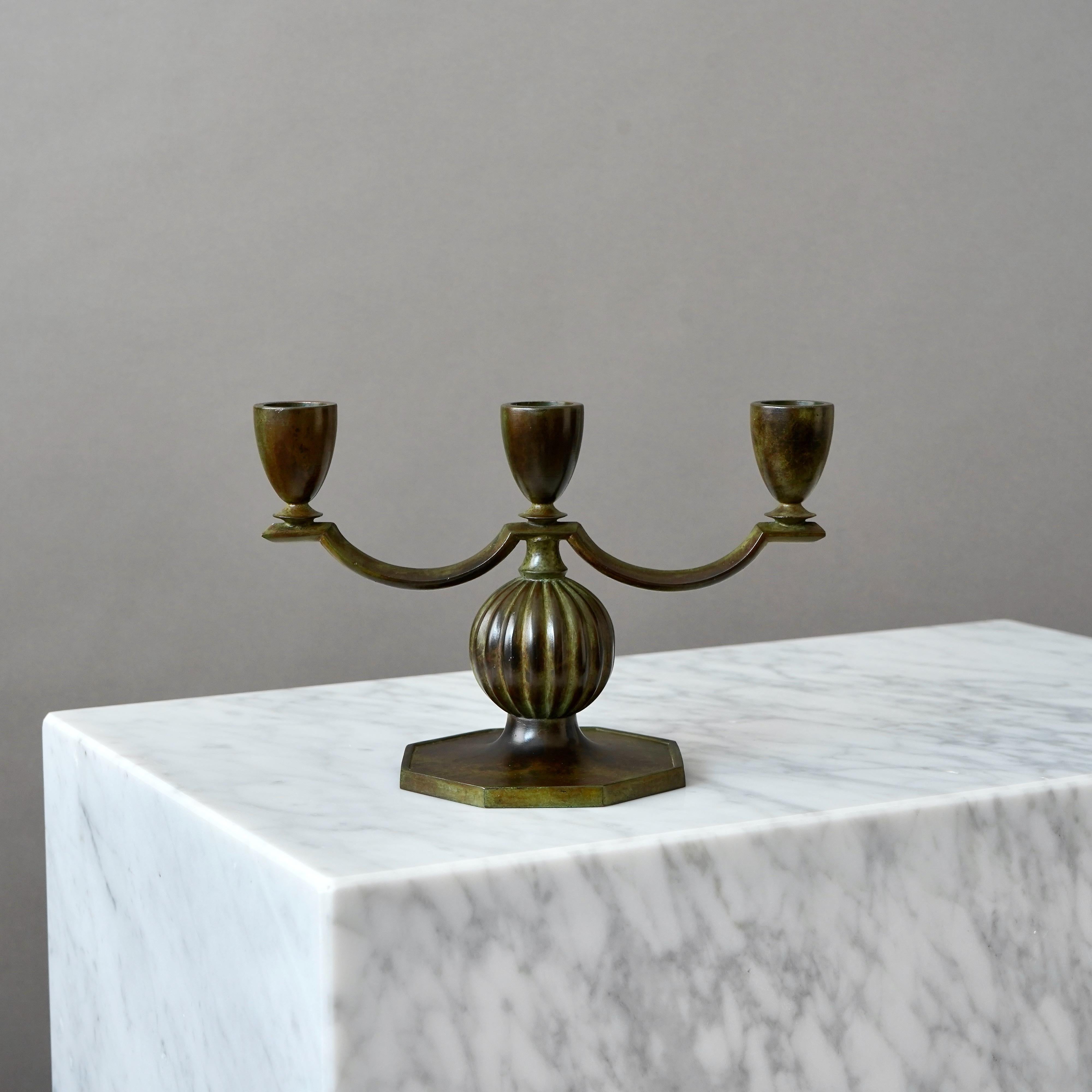 Calco Candelabro Art Deco in bronzo di GAB Guldsmedsaktiebolaget, Svezia, anni '30 in vendita