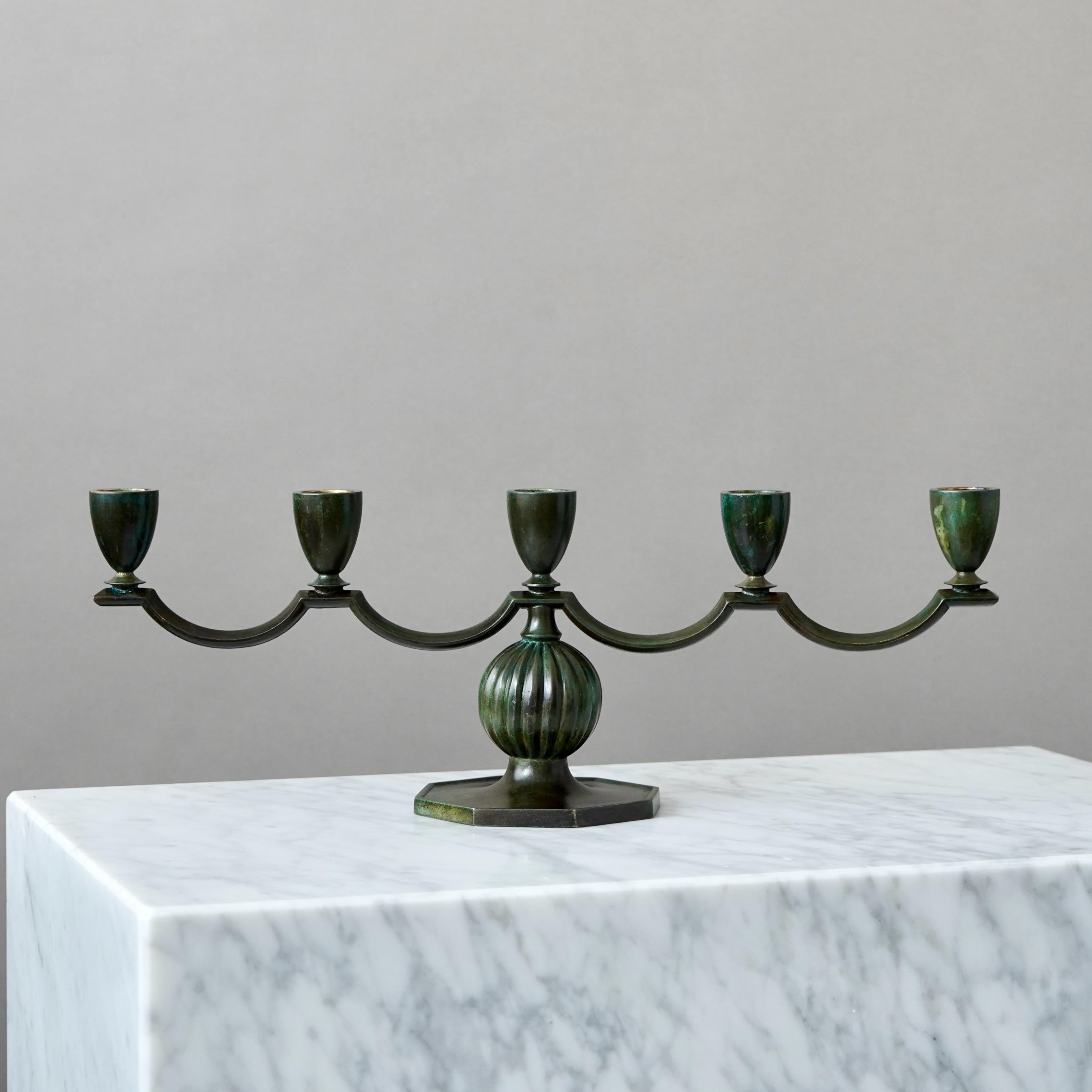 Candelabro Art Deco in bronzo di GAB Guldsmedsaktiebolaget, Svezia, anni '30 in vendita 1