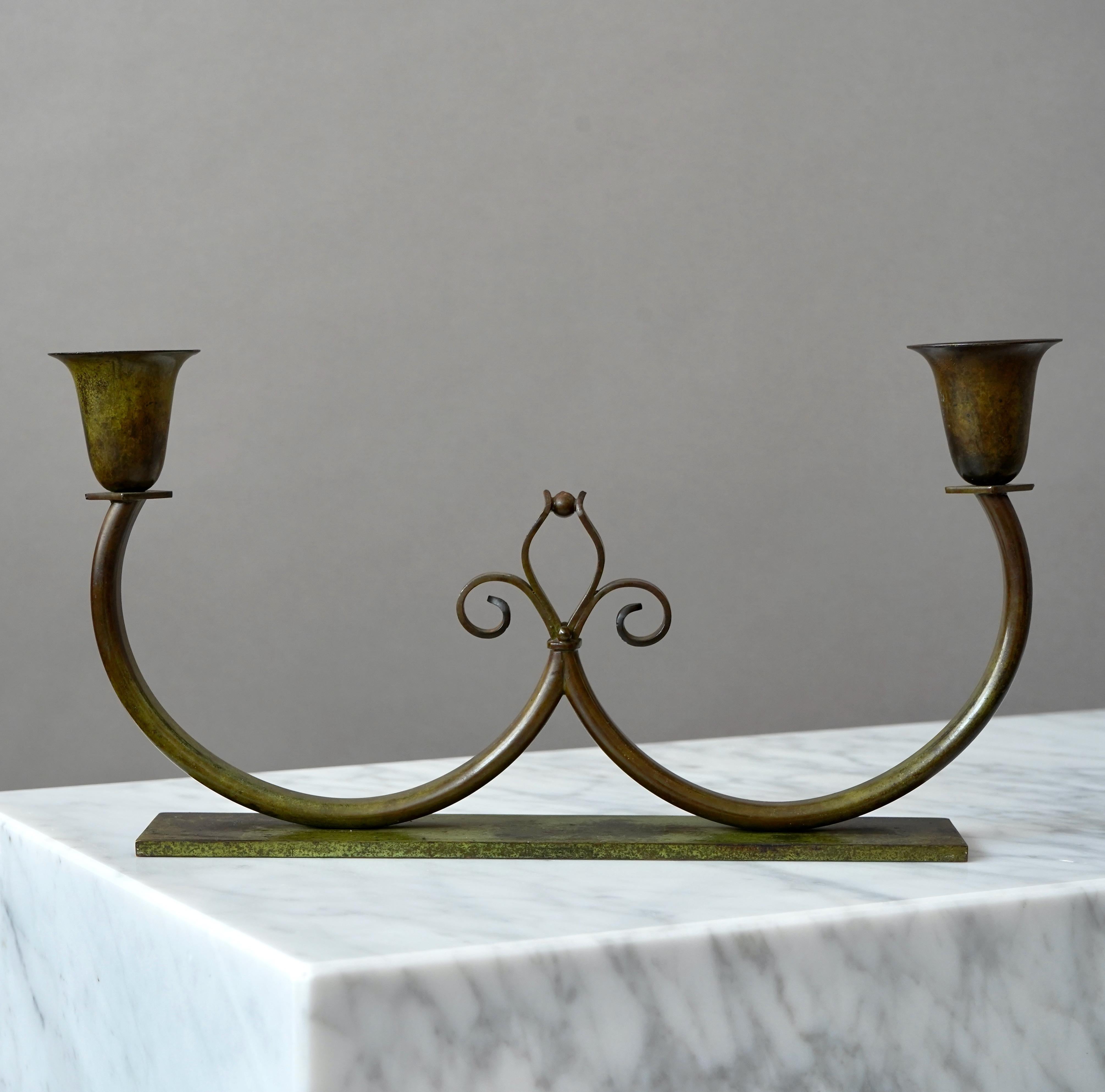 Metà XX secolo Candelabro Art Deco in bronzo di Lyfa, Danimarca, anni '30 in vendita