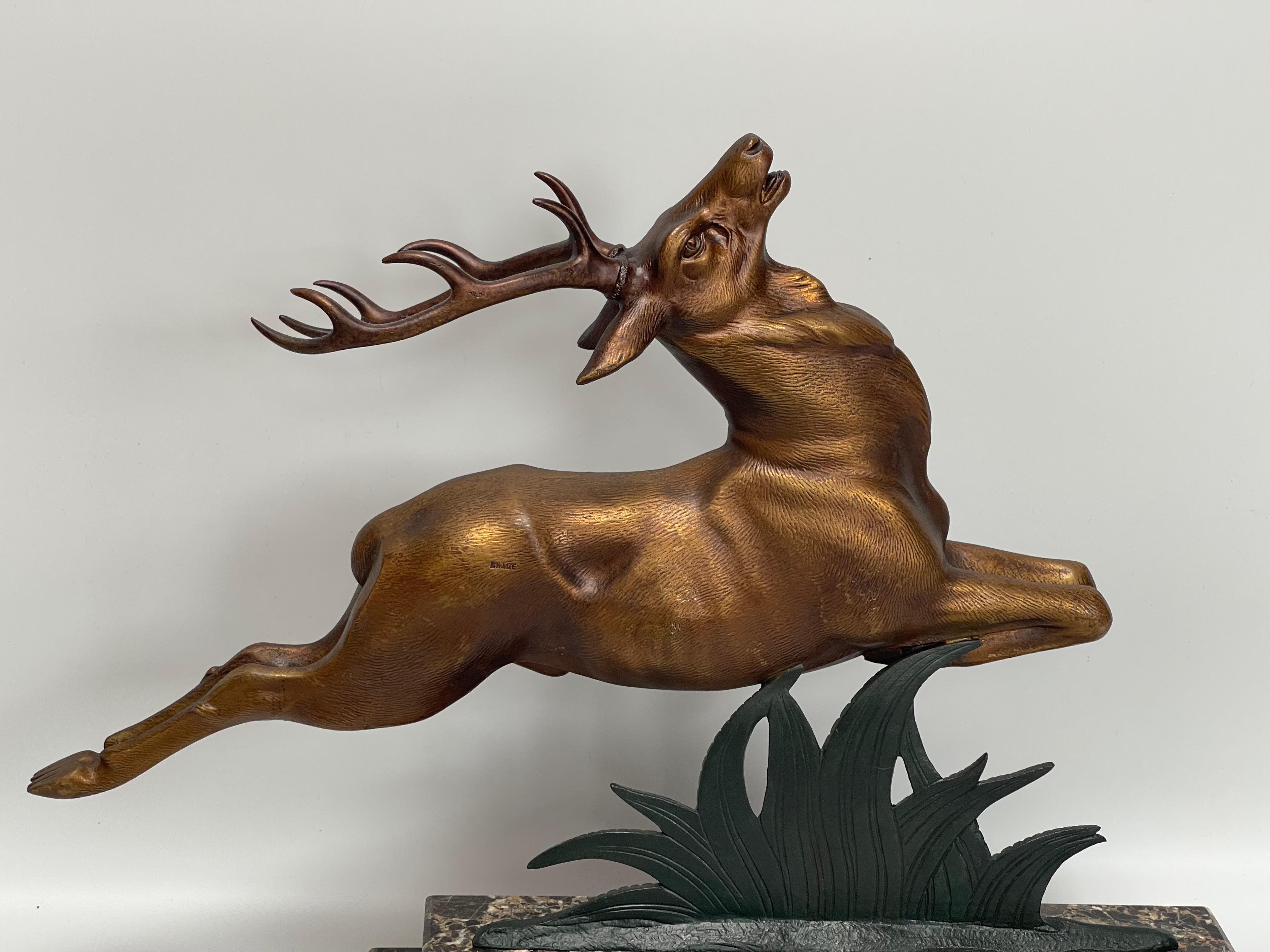 Bronze-Art-Déco- Hirsch, signiert L Alliot im Angebot 5