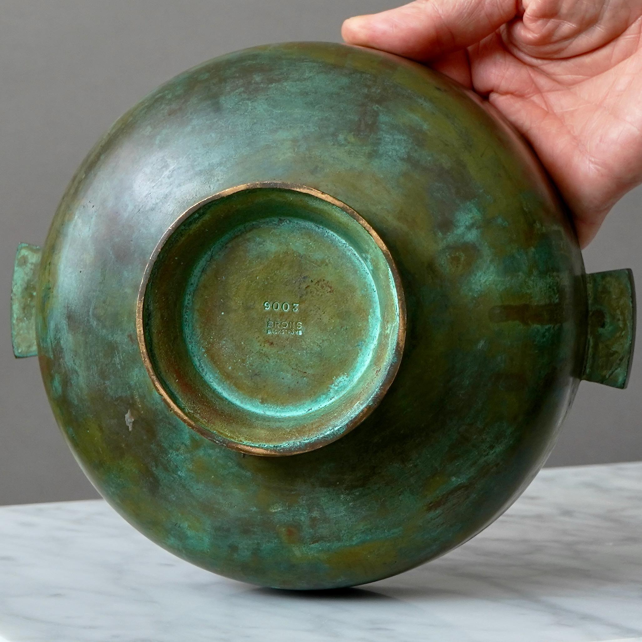 Ciotola con piede in bronzo Art Deco di Sune Backstrom, Svezia, anni '20 in vendita 2
