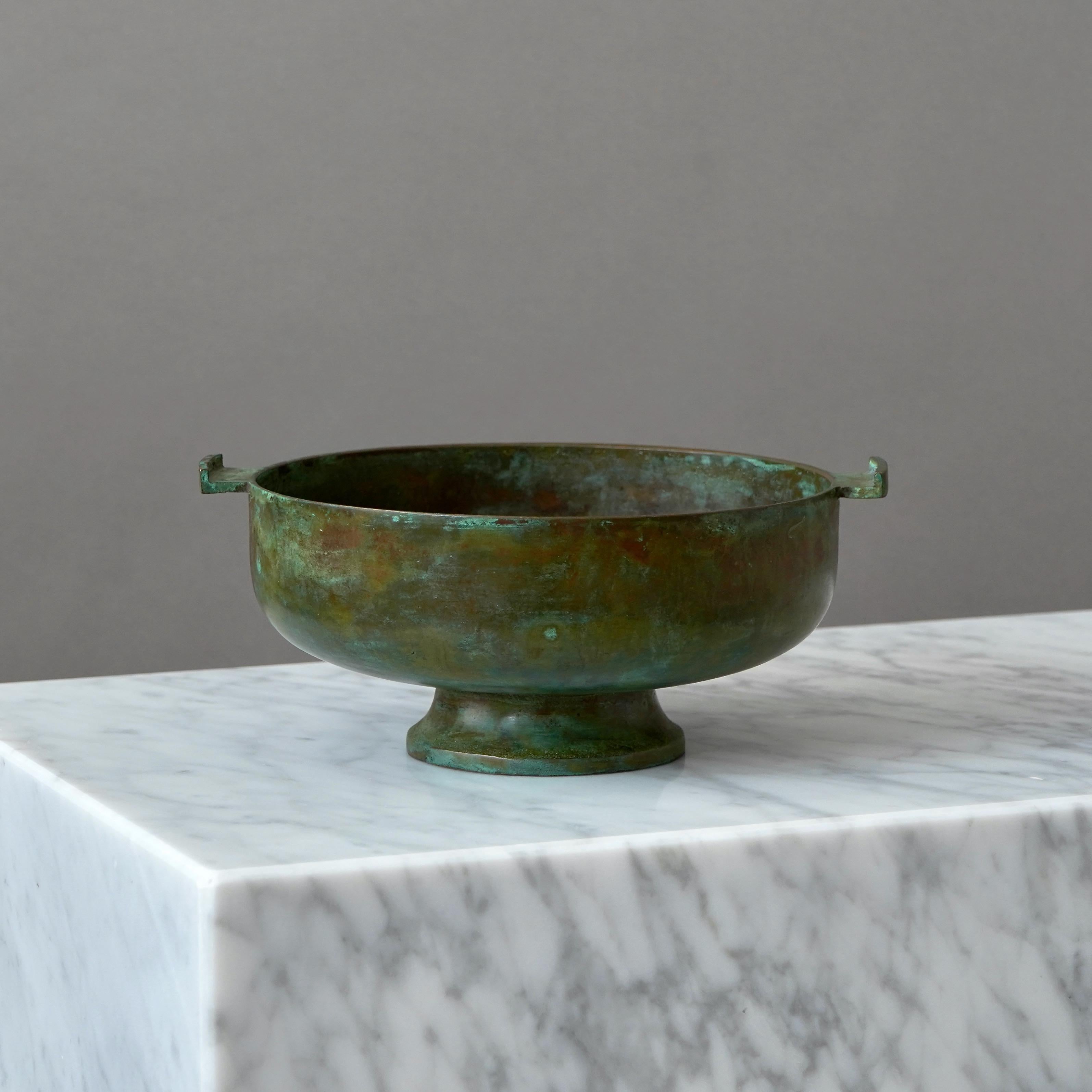 Calco Ciotola con piede in bronzo Art Deco di Sune Backstrom, Svezia, anni '20 in vendita