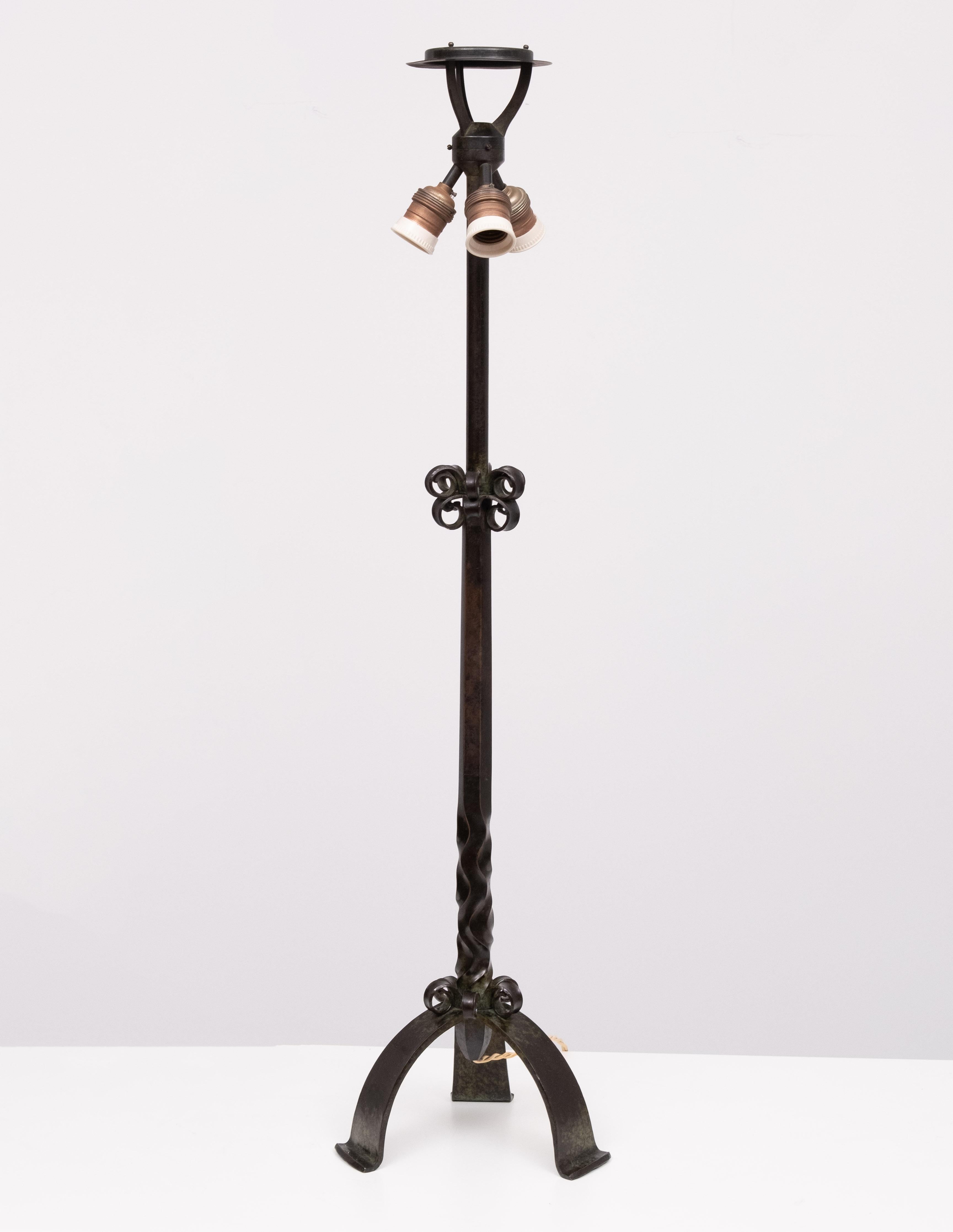 Unique Bronze handmade lamp stand . Manufactured and signed by 
Edelsmidse Brom .  Goldsmith Brom was a Dutch company, based in the city of Utrecht (1856-1961), specialized in making gold and silverware for the Roman Catholic Church. The company is