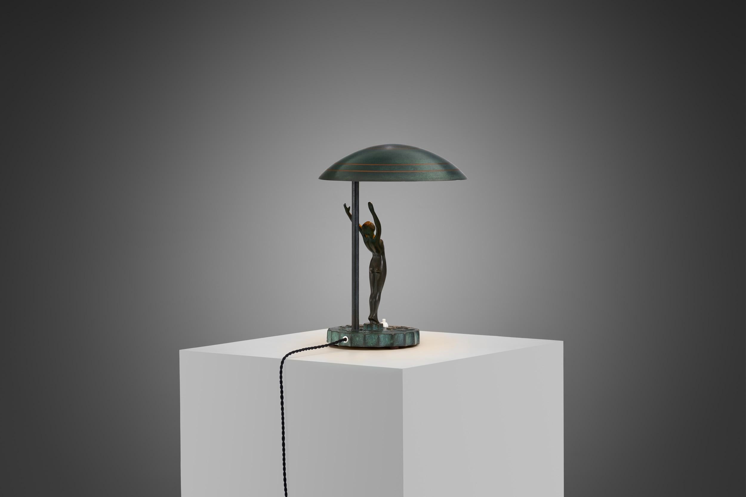 Bronze Art Deco Table Lamp, Europe ca 1930s For Sale 3