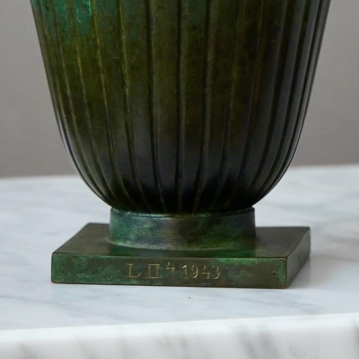 Svedese Vaso Art Deco in bronzo di GAB Guldsmedsaktiebolaget, Svezia, anni '30 in vendita