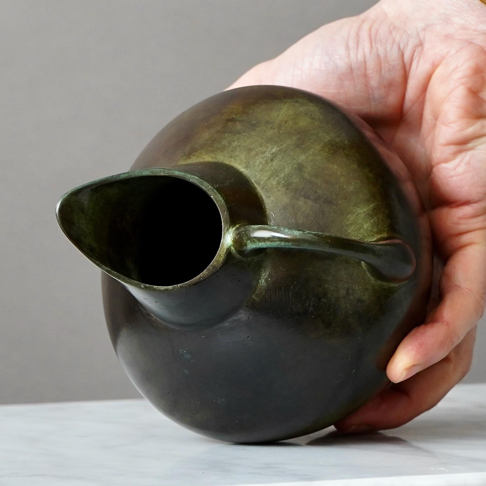 Bronzo Vaso Art Deco in bronzo di GAB Guldsmedsaktiebolaget, Svezia, anni '30 in vendita