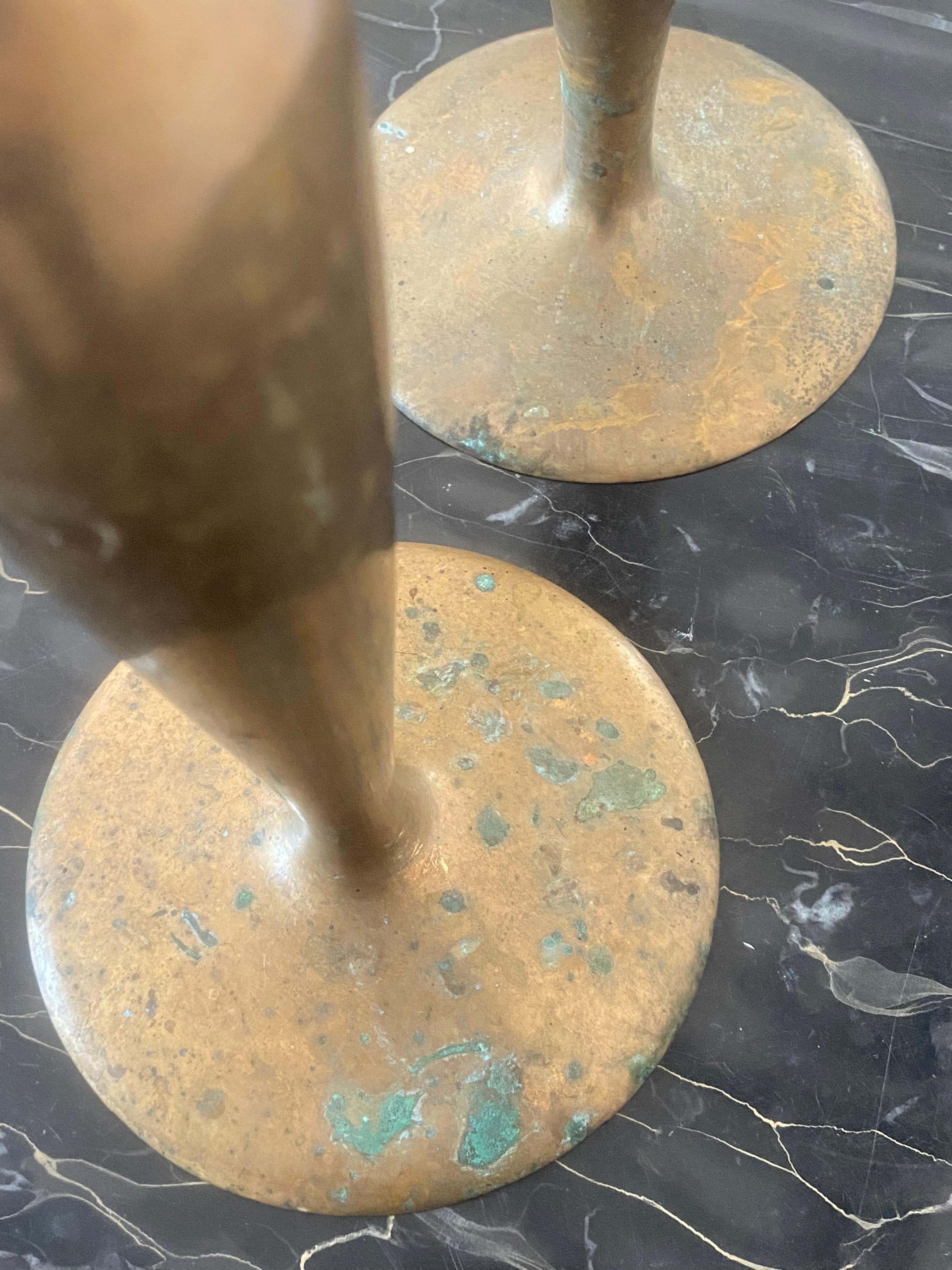 Portacandele Art Nouveau in bronzo, una coppia in vendita 10