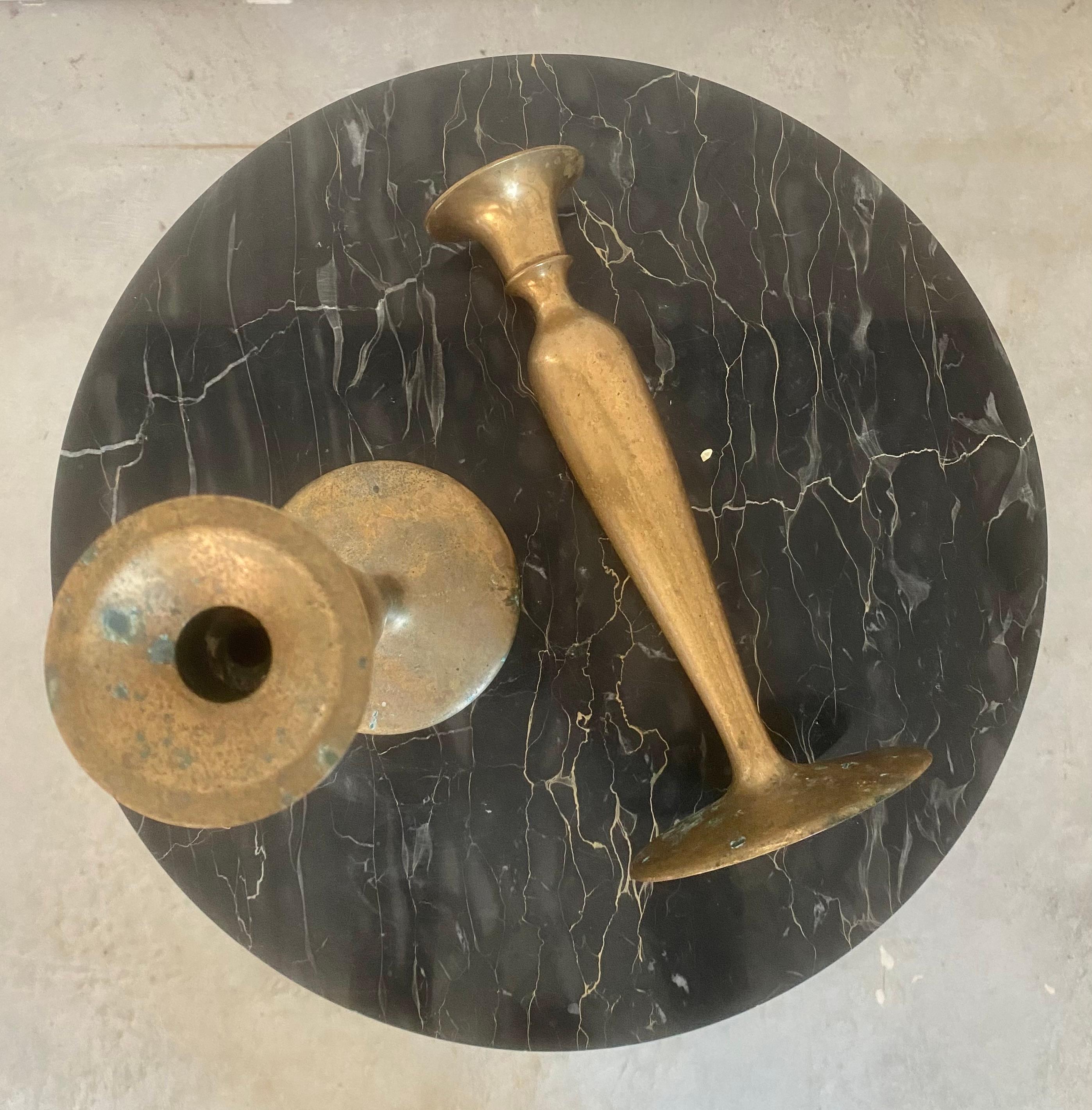 Portacandele Art Nouveau in bronzo, una coppia in vendita 2