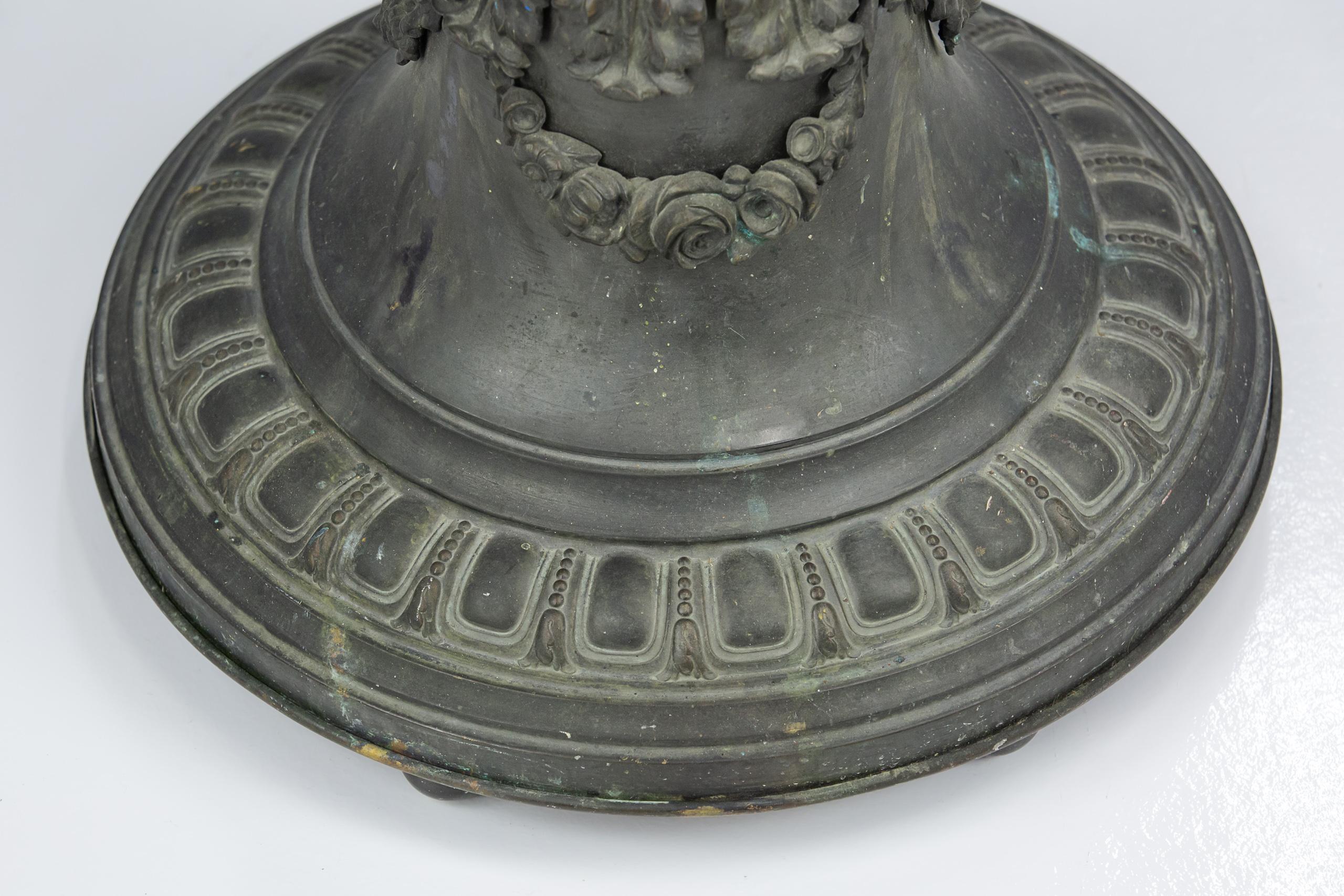 Lampadaire articulé bronze avec abat-jour William Morris sur mesure en vente 3