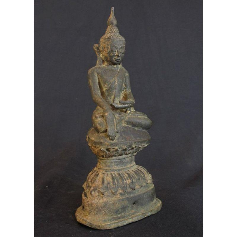 Bronze Ava Buddha Statue from Burma For Sale 1