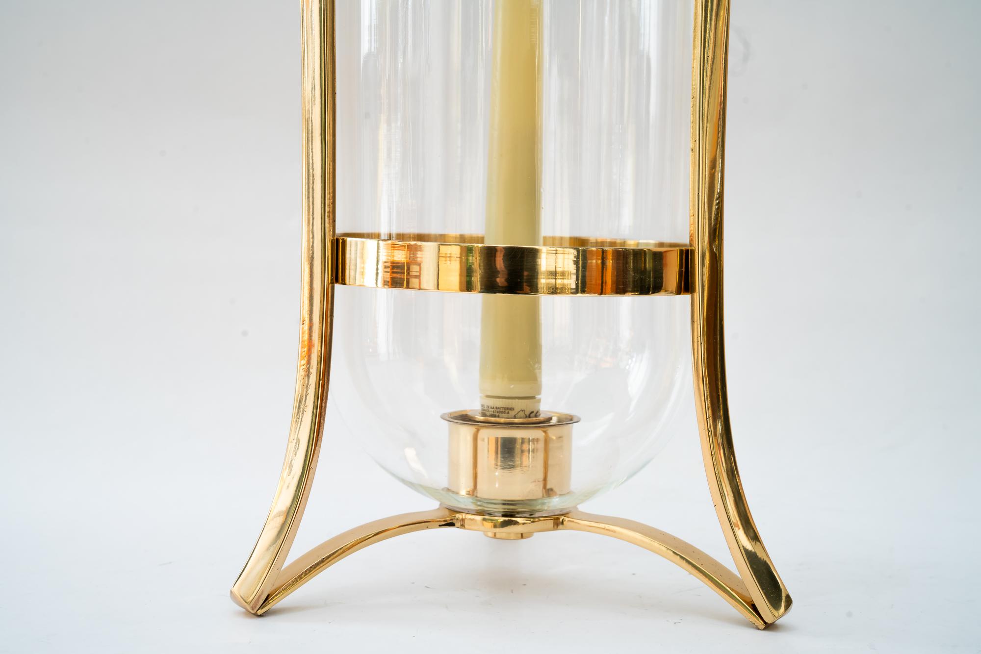 Lanterna da balcone in bronzo con vetro di Vienna 1960 circa In condizioni buone in vendita a Wien, AT