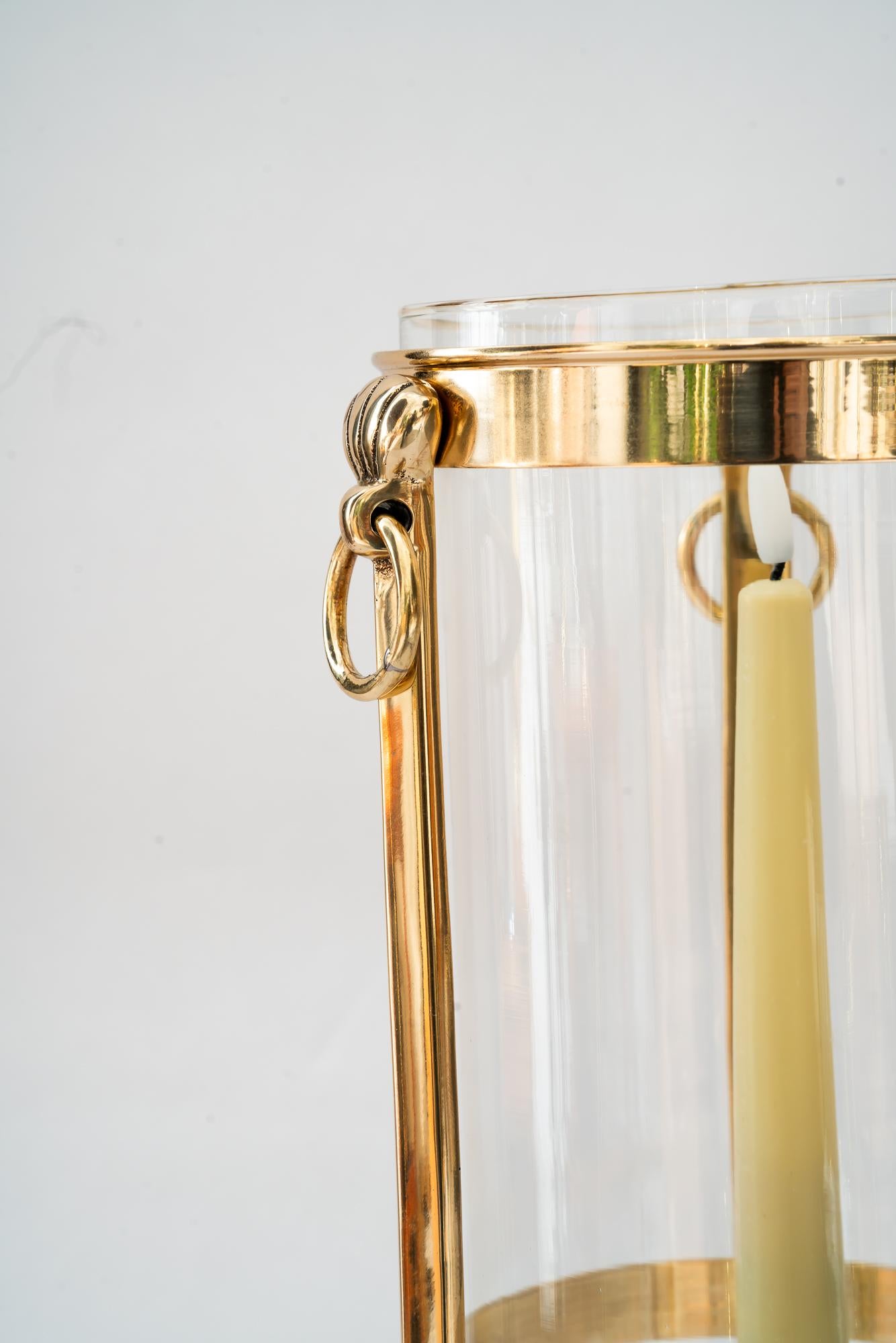 Metà XX secolo Lanterna da balcone in bronzo con vetro di Vienna 1960 circa in vendita