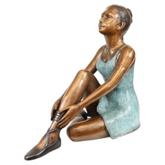 Statue de ballerine assise de Degas