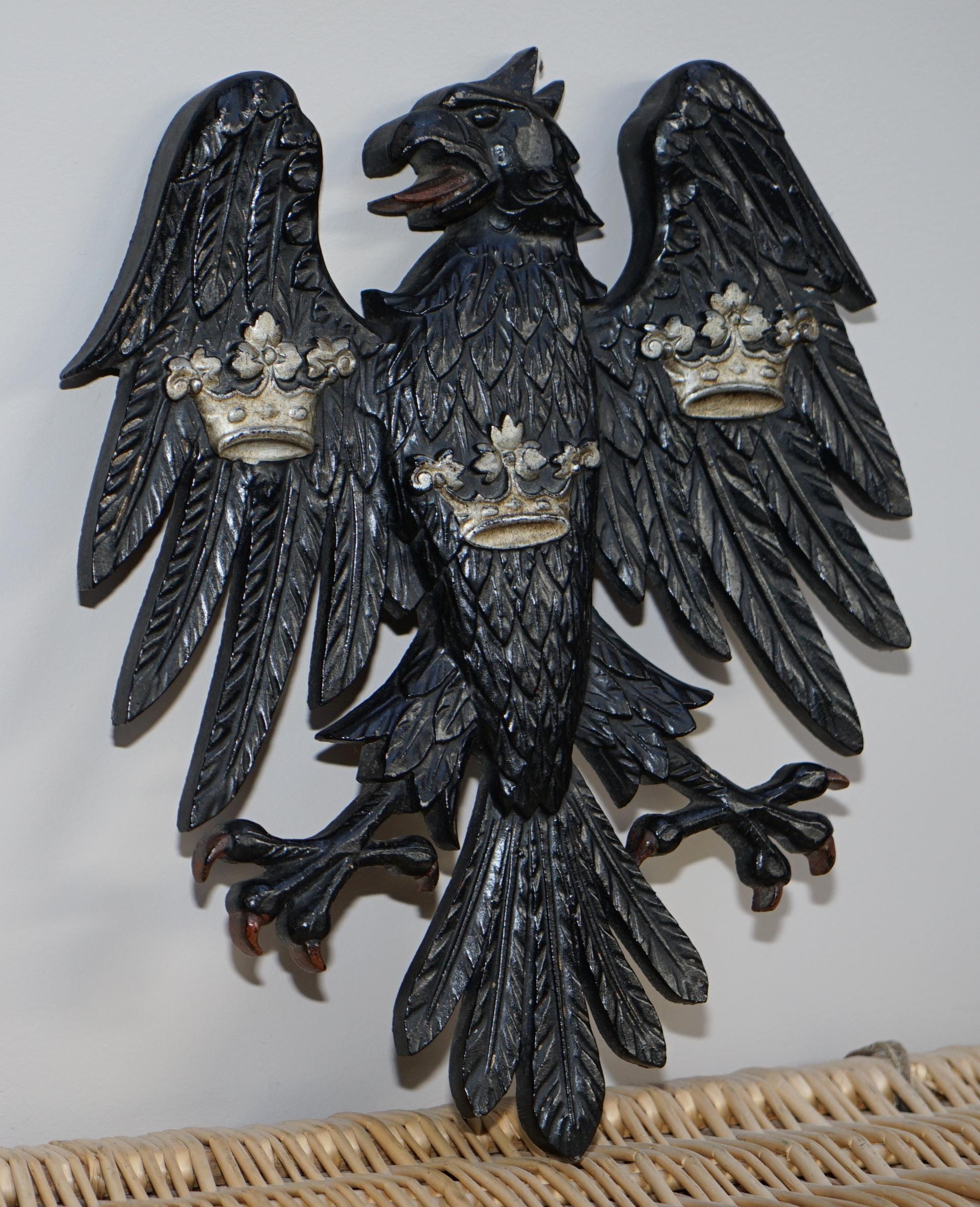 We are delighted to offer for sale this very highly collectible John Barclays bank based on the original from 1736

A very good look and collatable antique John Barclays bank wall mounted spread eagle with three crowns

This is reclaimed from