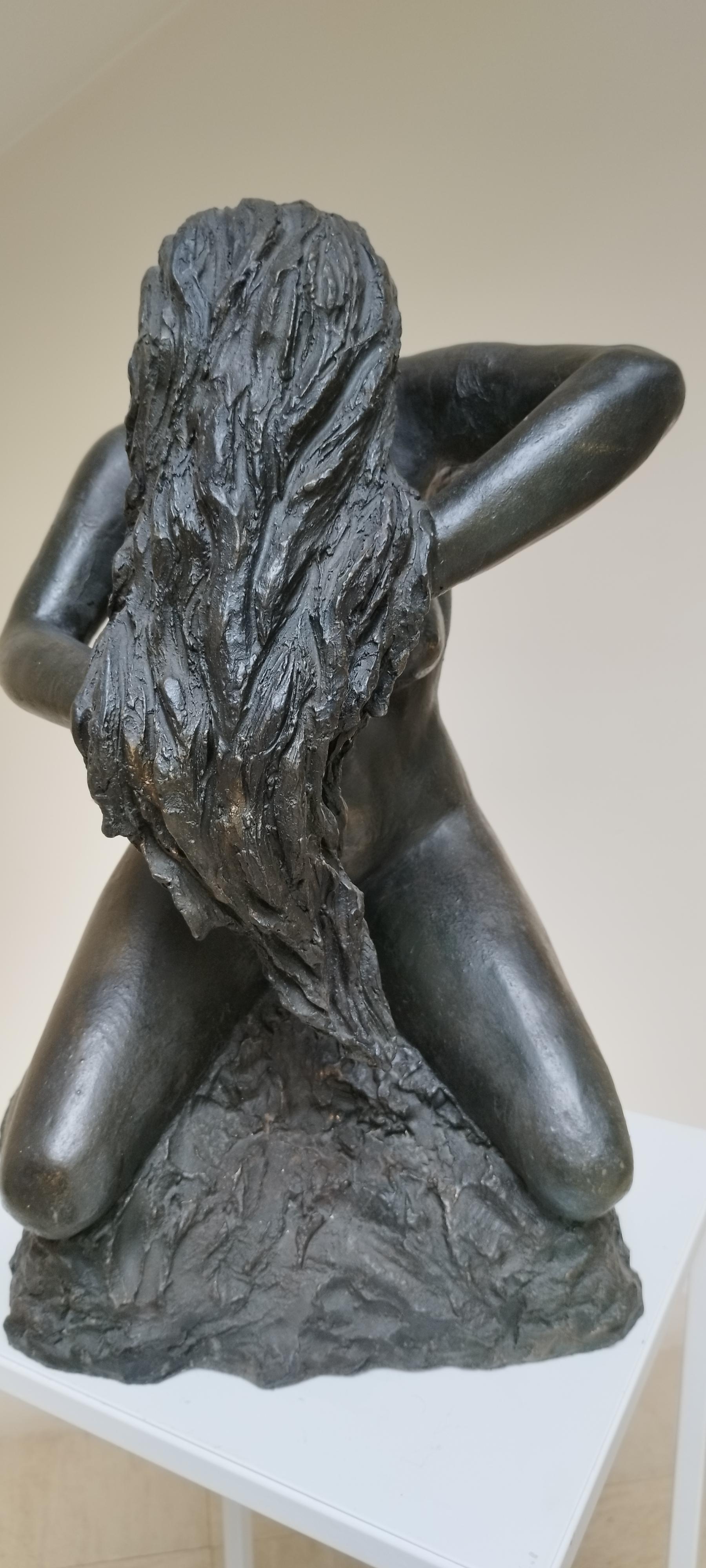 French Sculpture bronze bather in bronze by Patrick LAROCHE  Meilleur Ouvrier de France For Sale