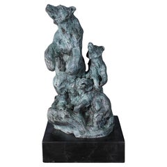 Oso y Cachorros de Bronce sobre Base de Mármol