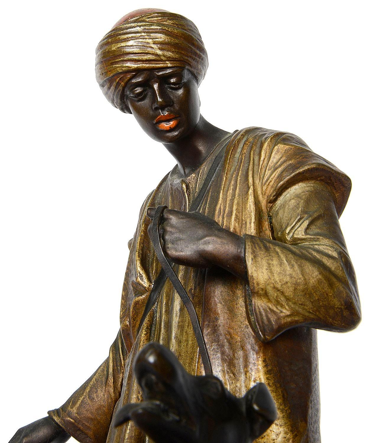 XIXe siècle Bronze, style Bergman, 19e siècle Homme de chasse arabe. en vente
