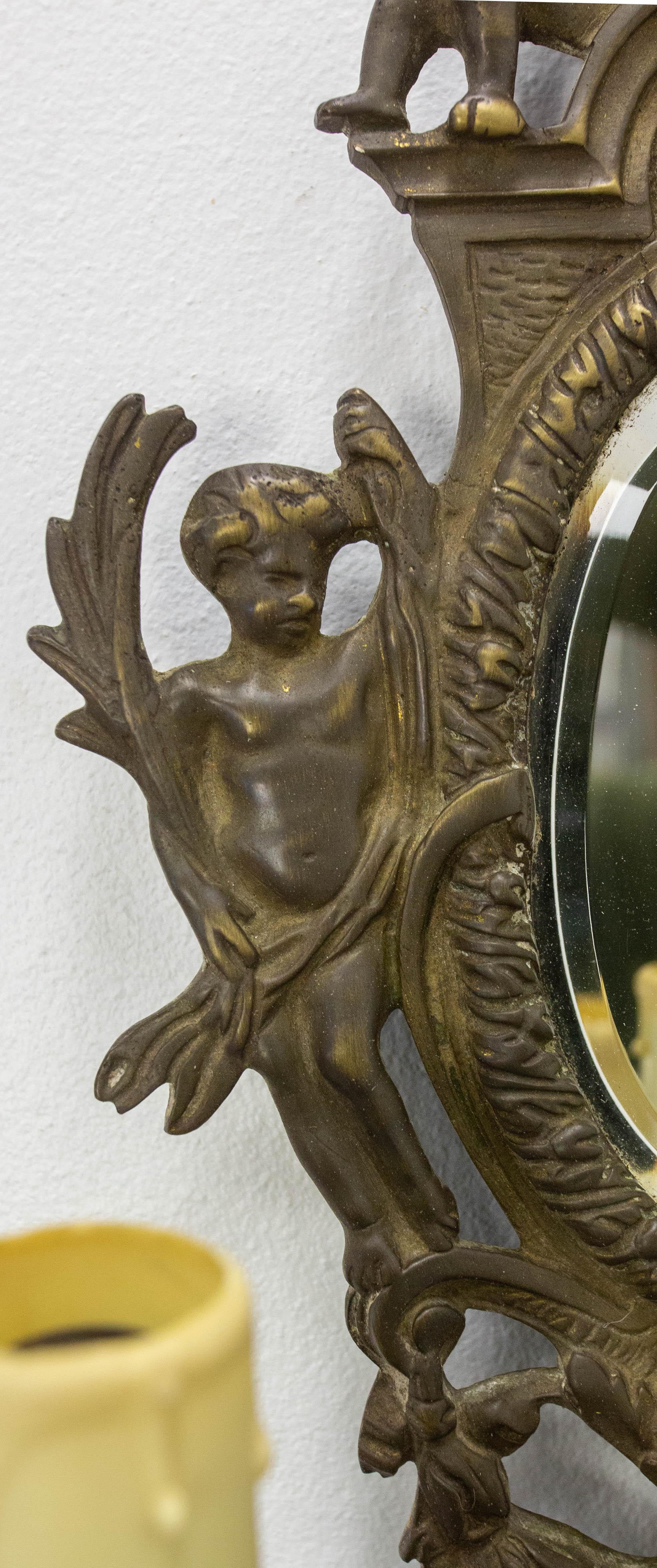 Lámpara de bronce y espejo biselado de tres luces estilo Luis XVI de finales del siglo XIX en venta 1