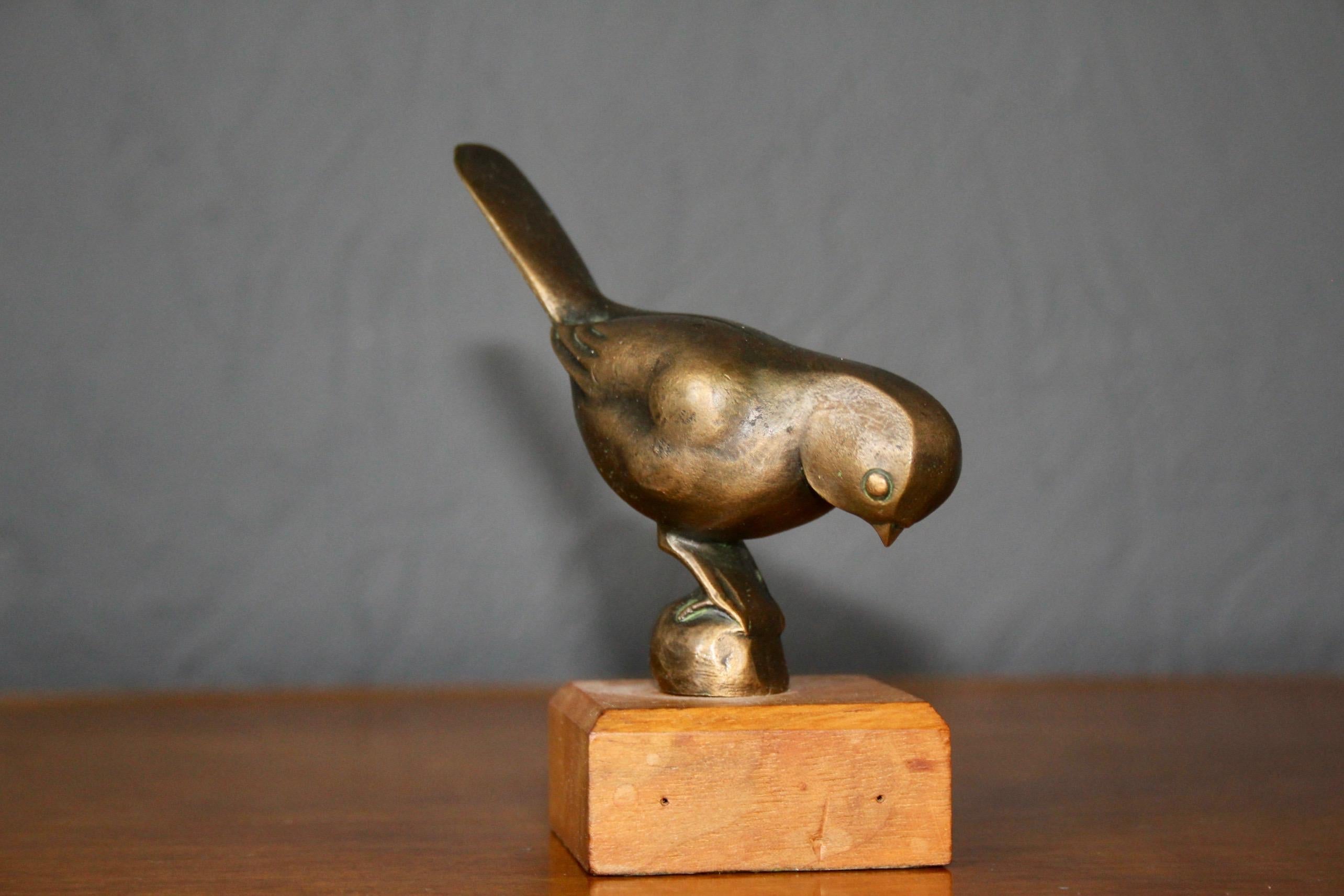 Bronze bird Art Deco sculpture.
