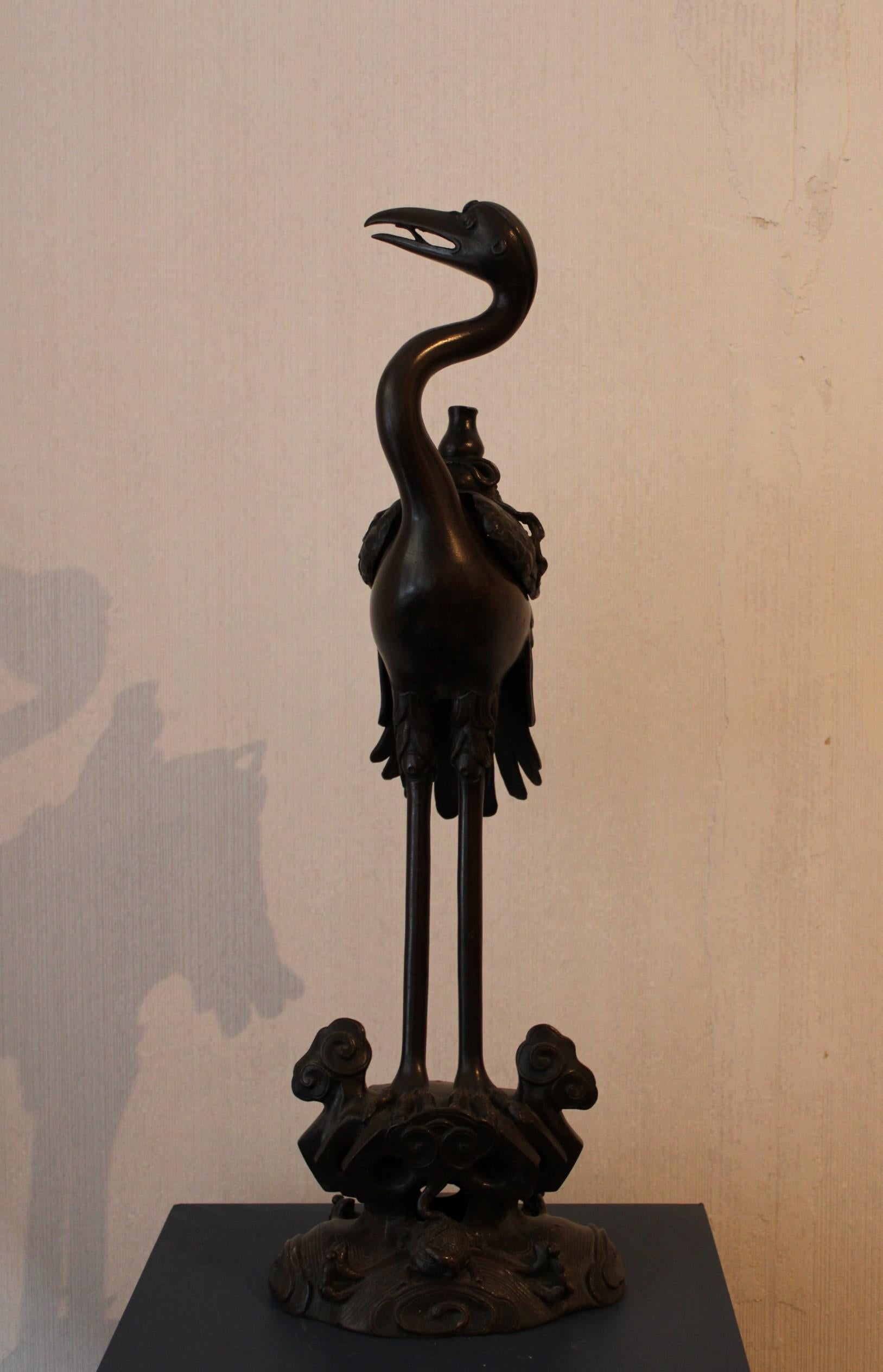 Bronze bird incense burner.
China, 19th century.